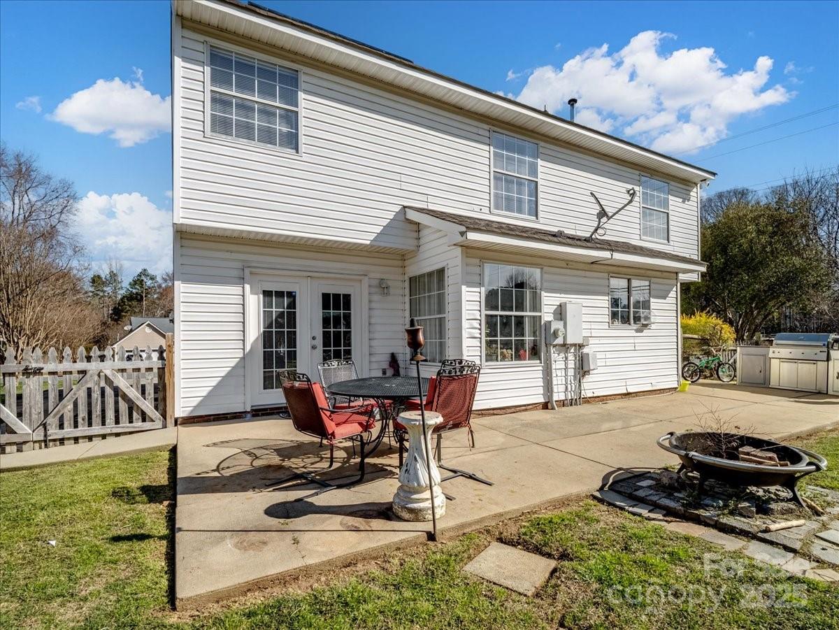 4540 Hounds Run Drive