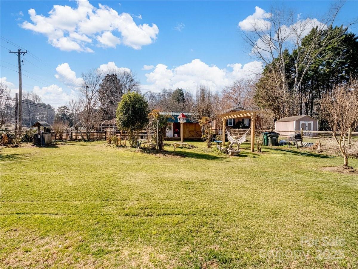 4540 Hounds Run Drive
