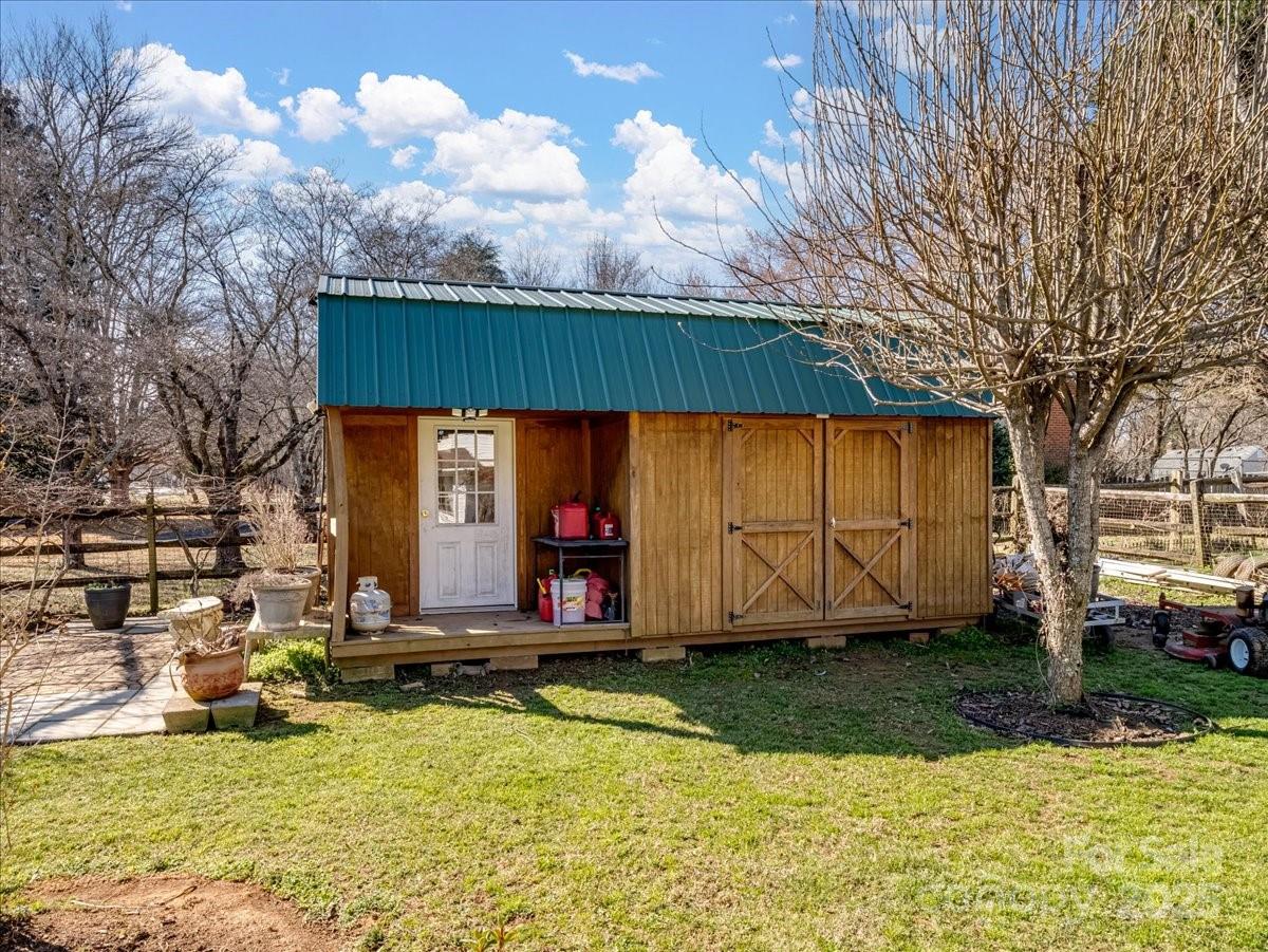 4540 Hounds Run Drive