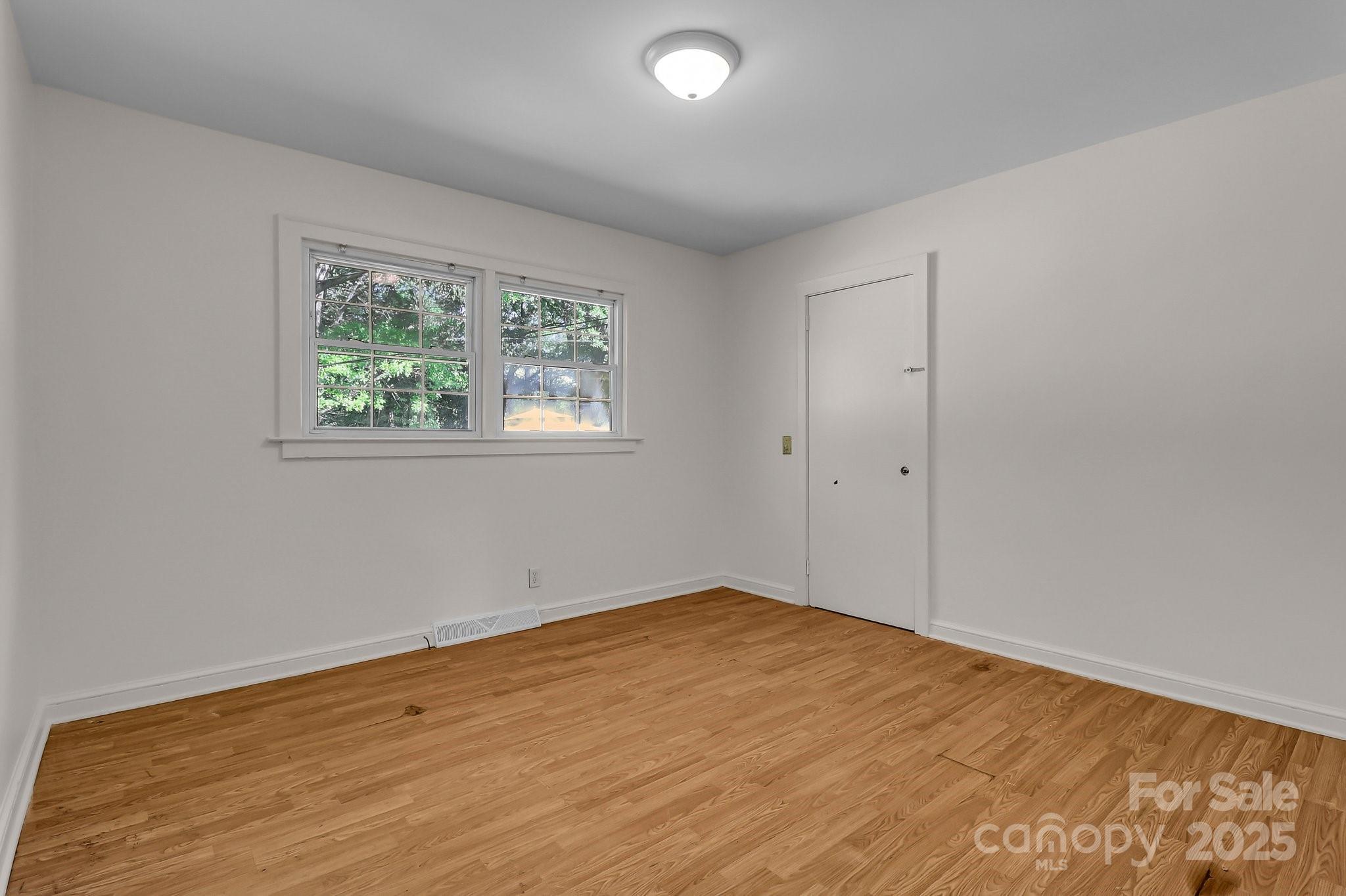 908 Dogwood Drive