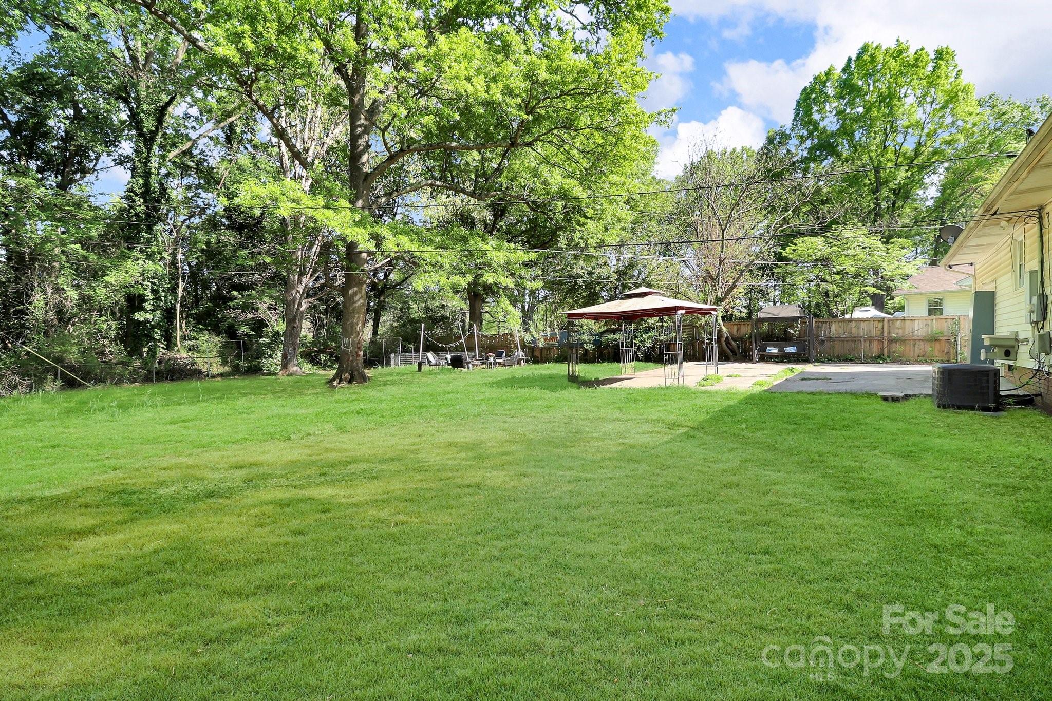908 Dogwood Drive