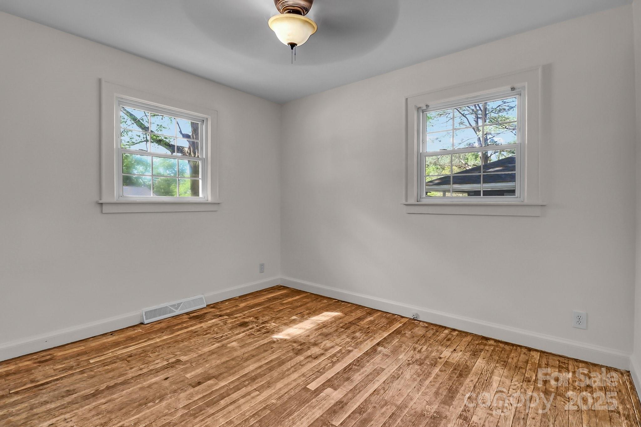 908 Dogwood Drive