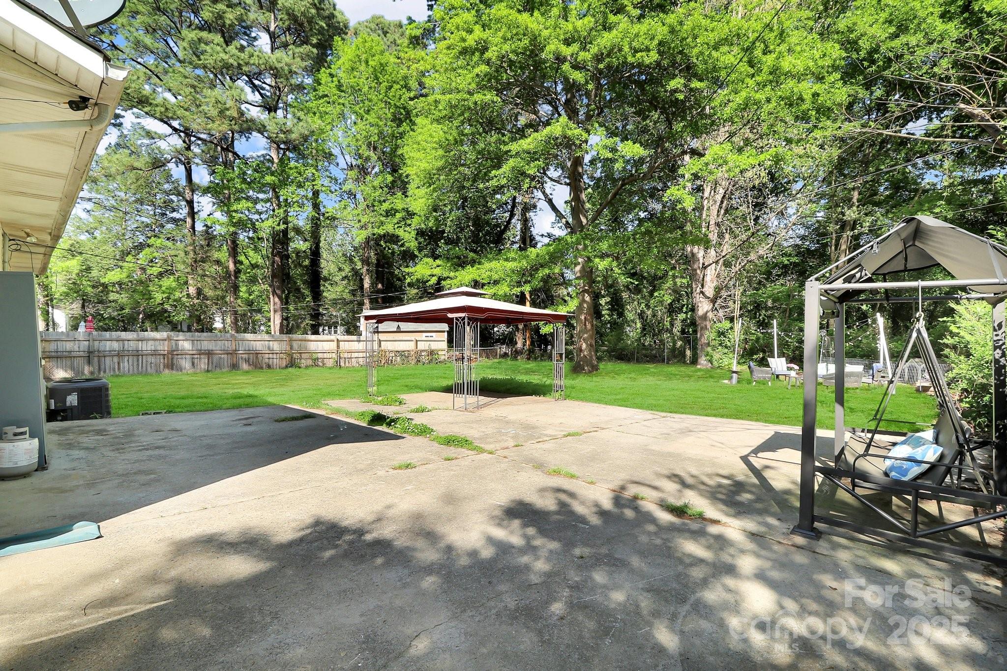 908 Dogwood Drive