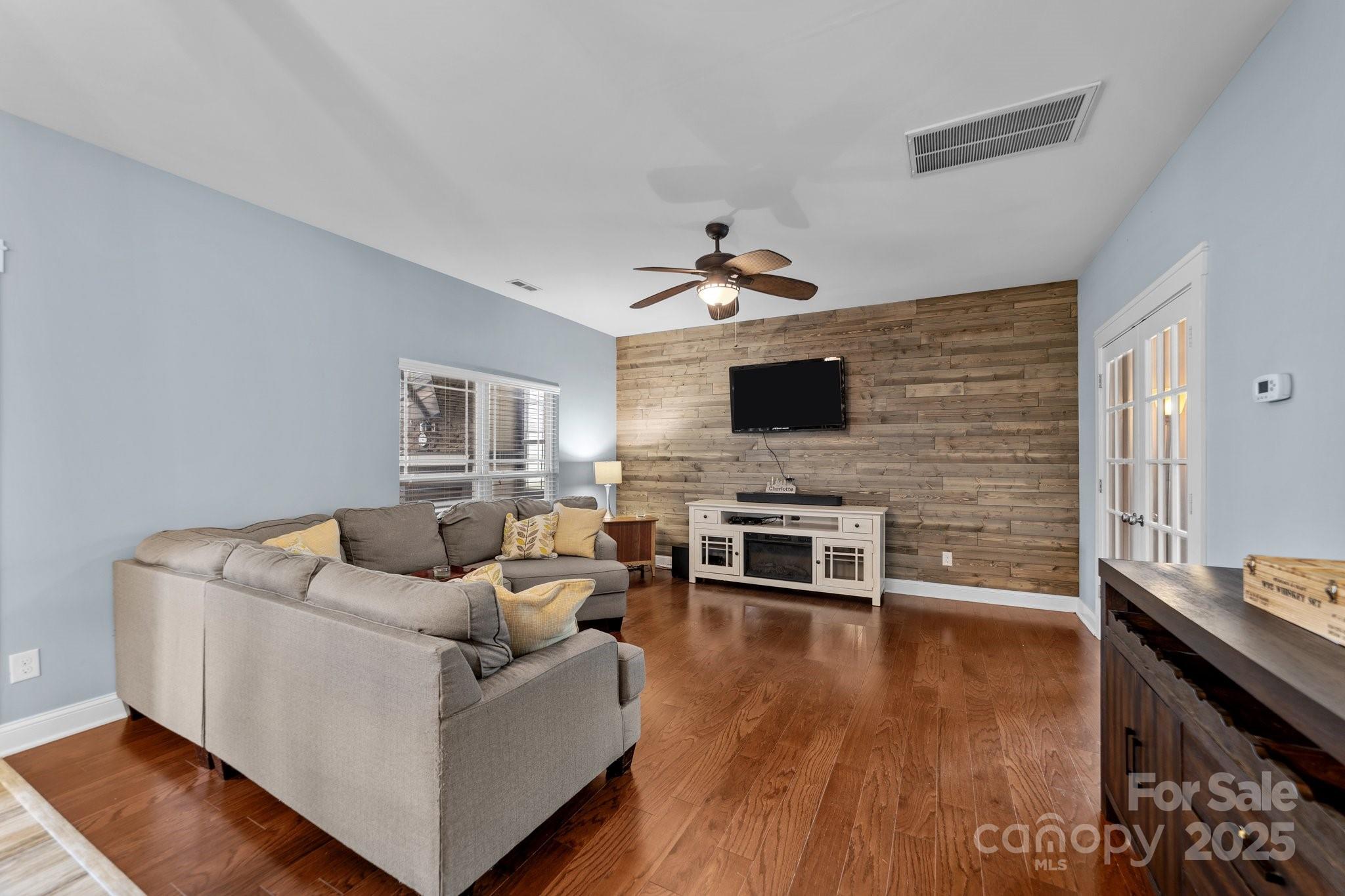 3173 Delaware Drive