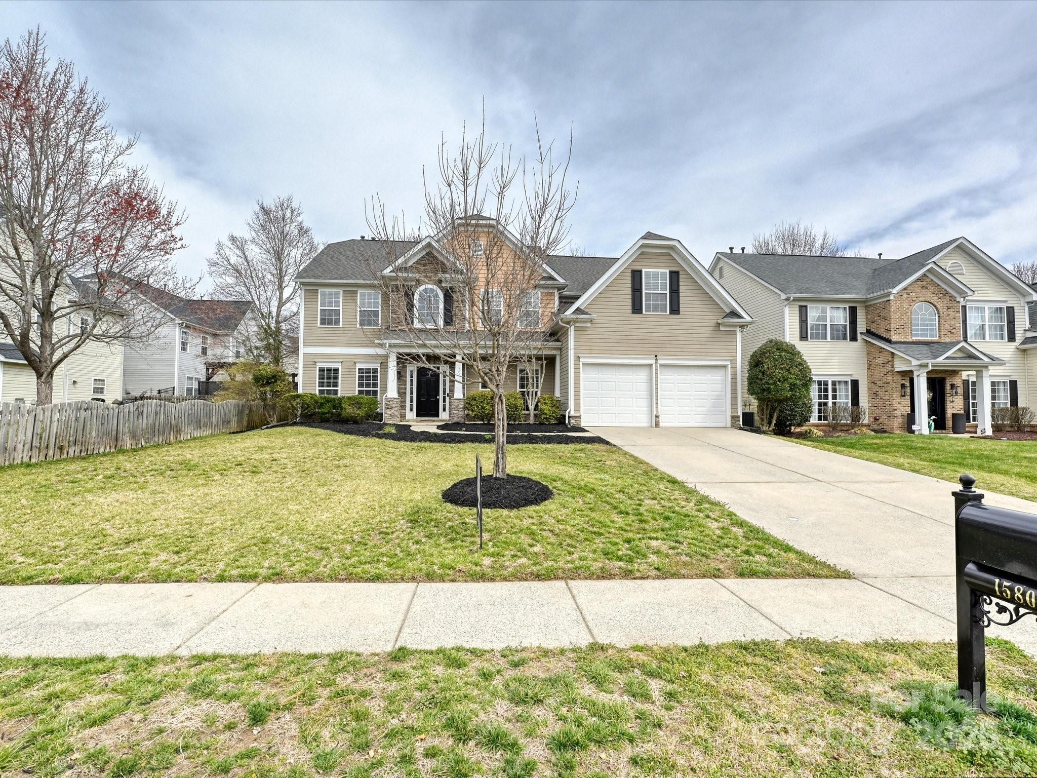 1580 Duckhorn Street NW