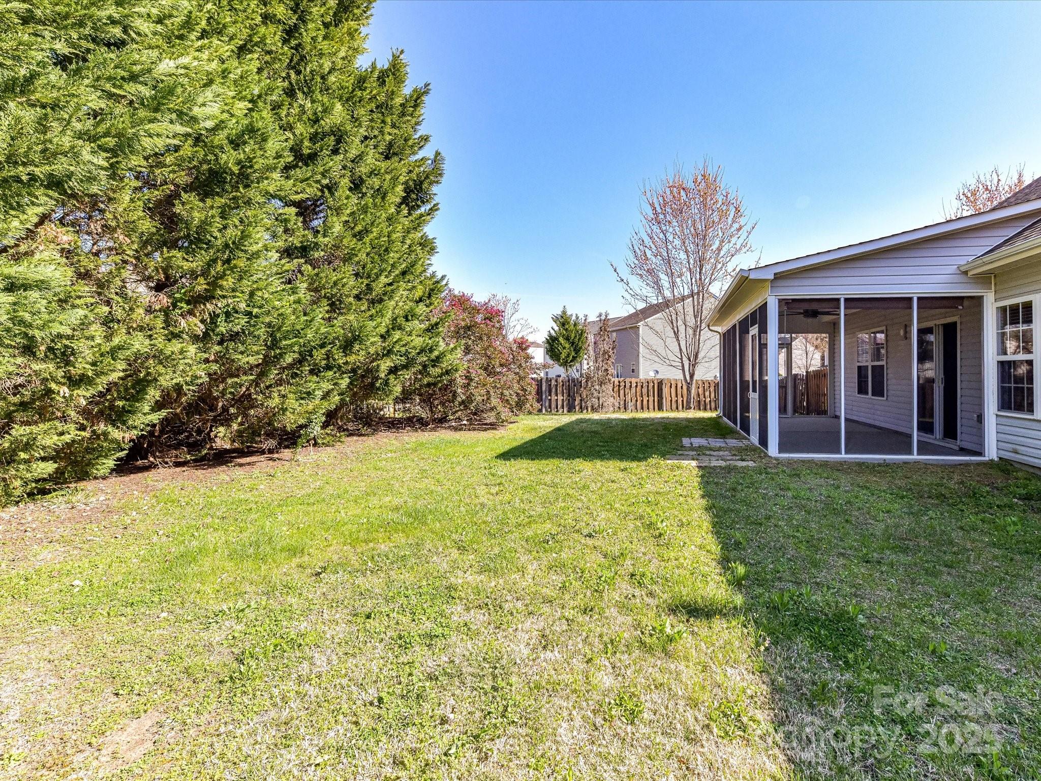 15506 Lakepoint Forest Drive