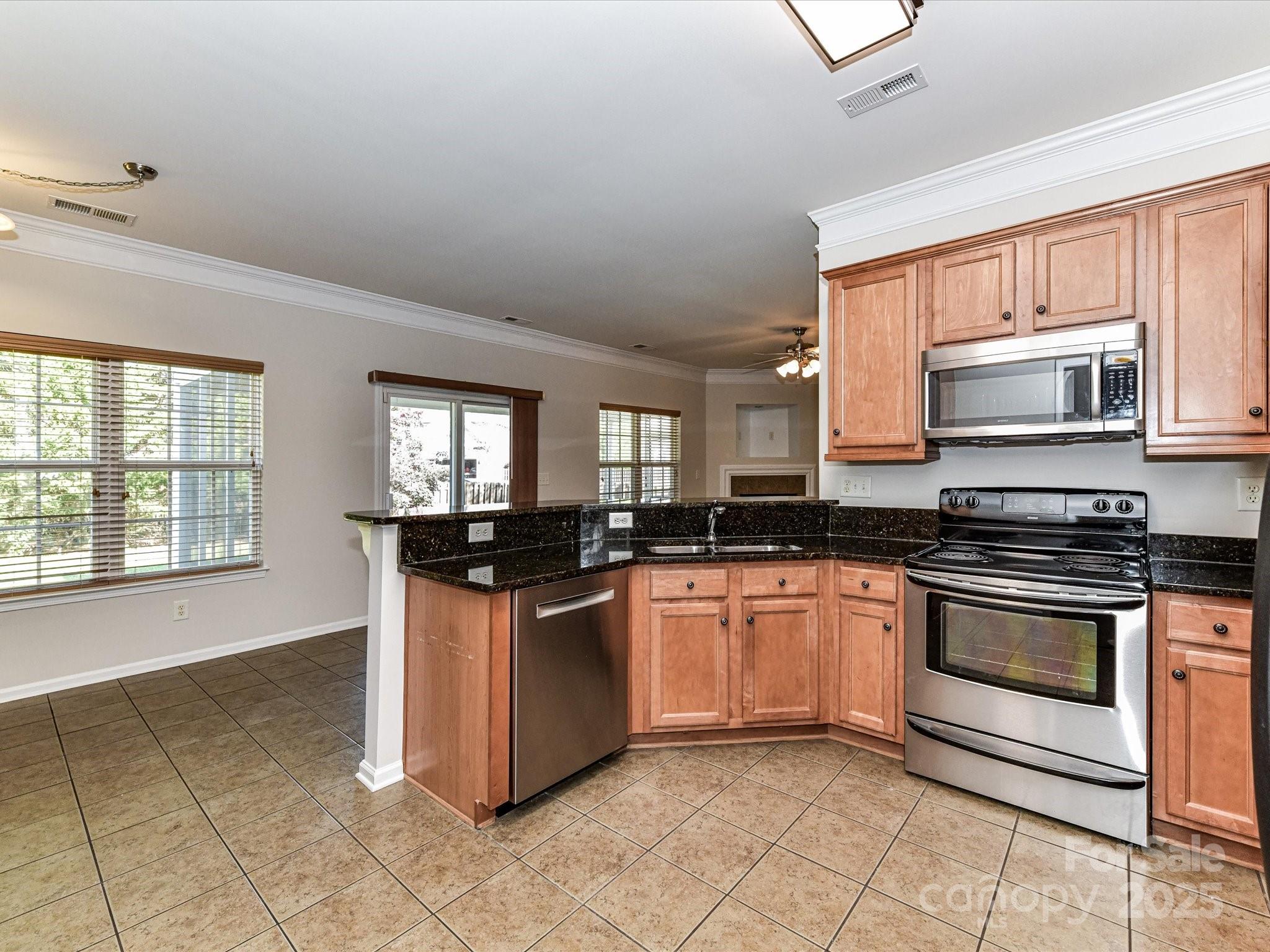 15506 Lakepoint Forest Drive