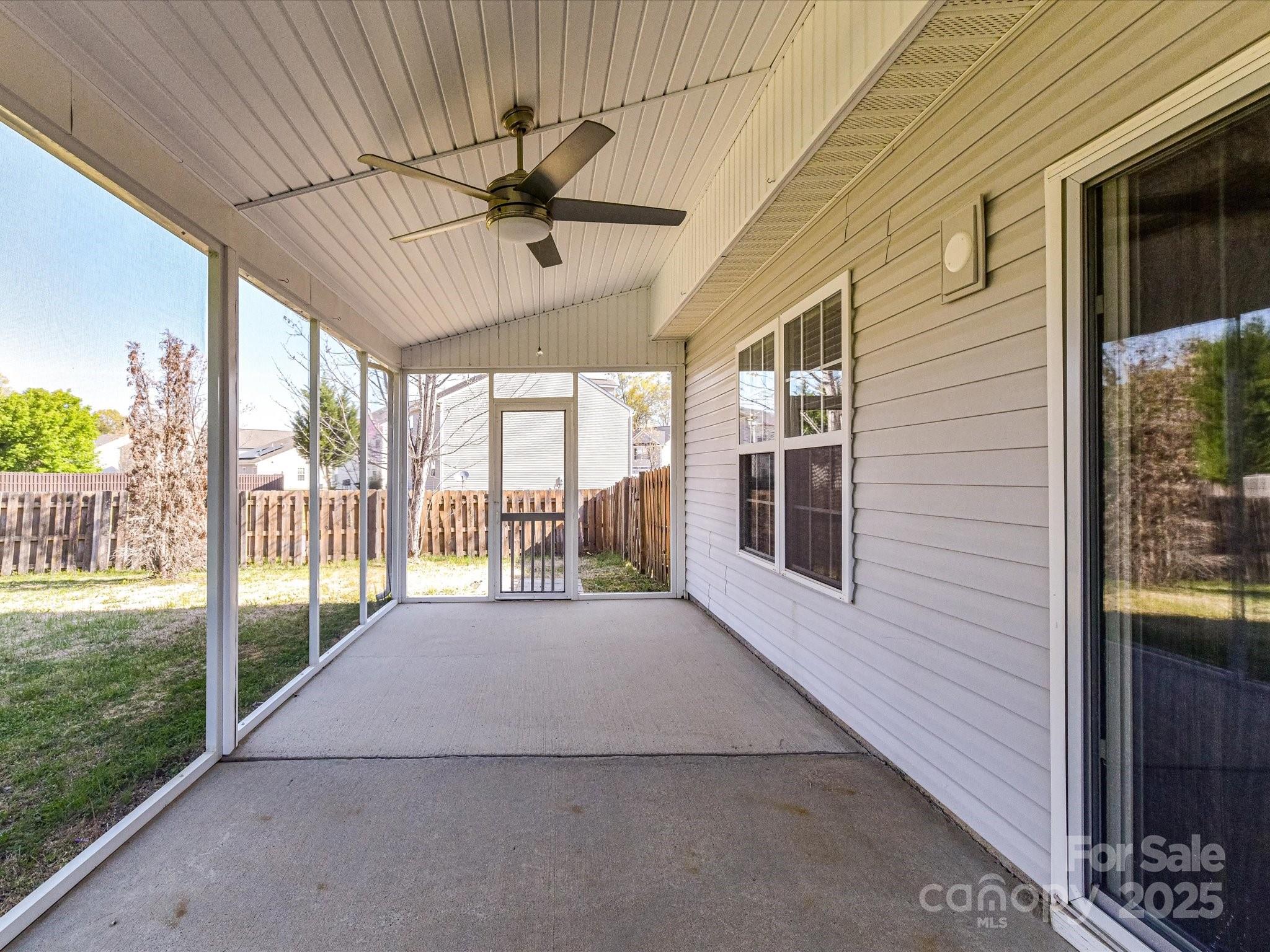 15506 Lakepoint Forest Drive