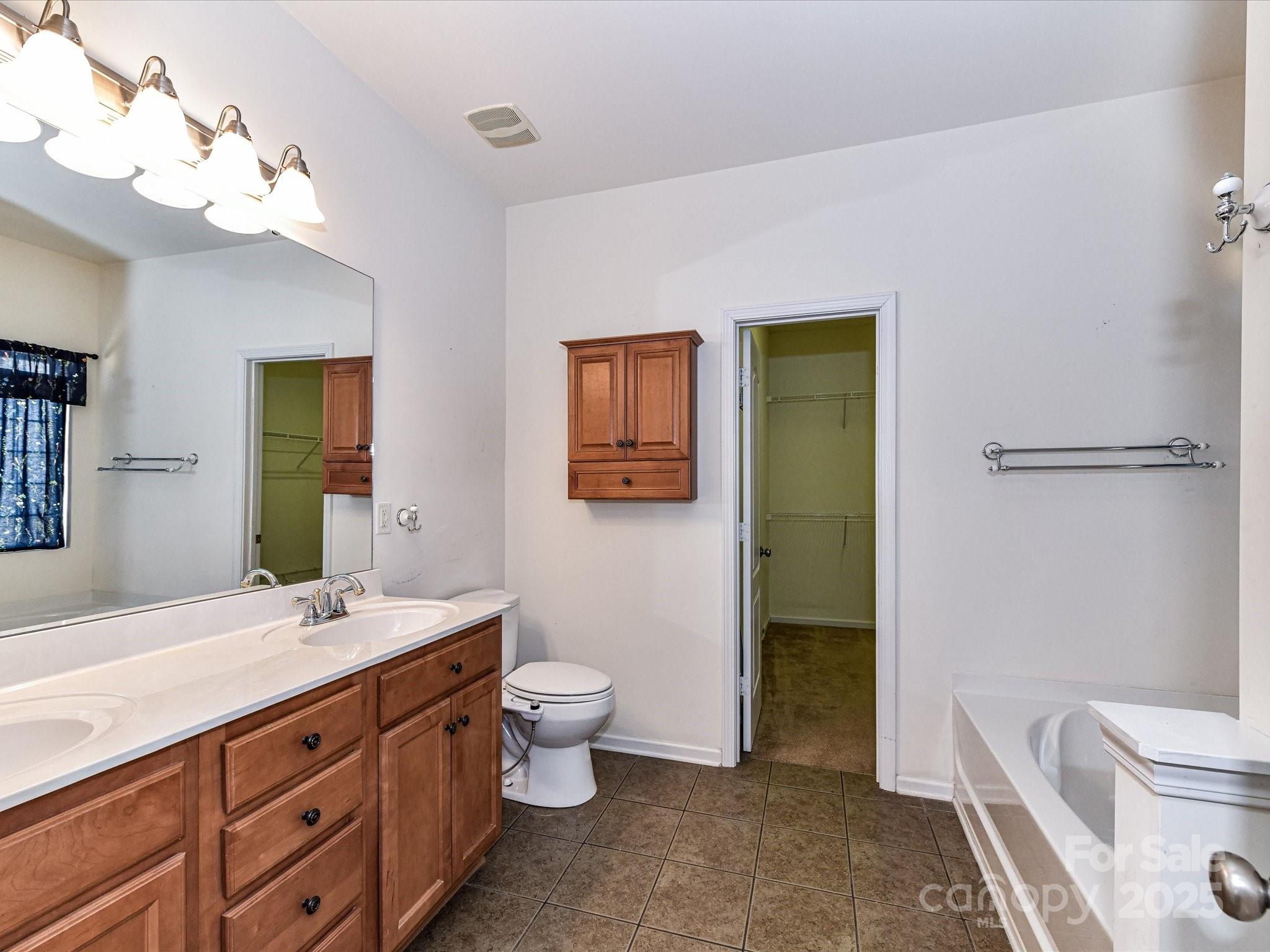 15506 Lakepoint Forest Drive