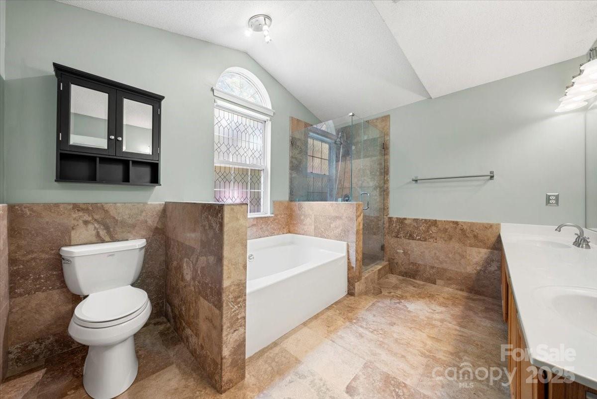 15001 Arrowgrass Way