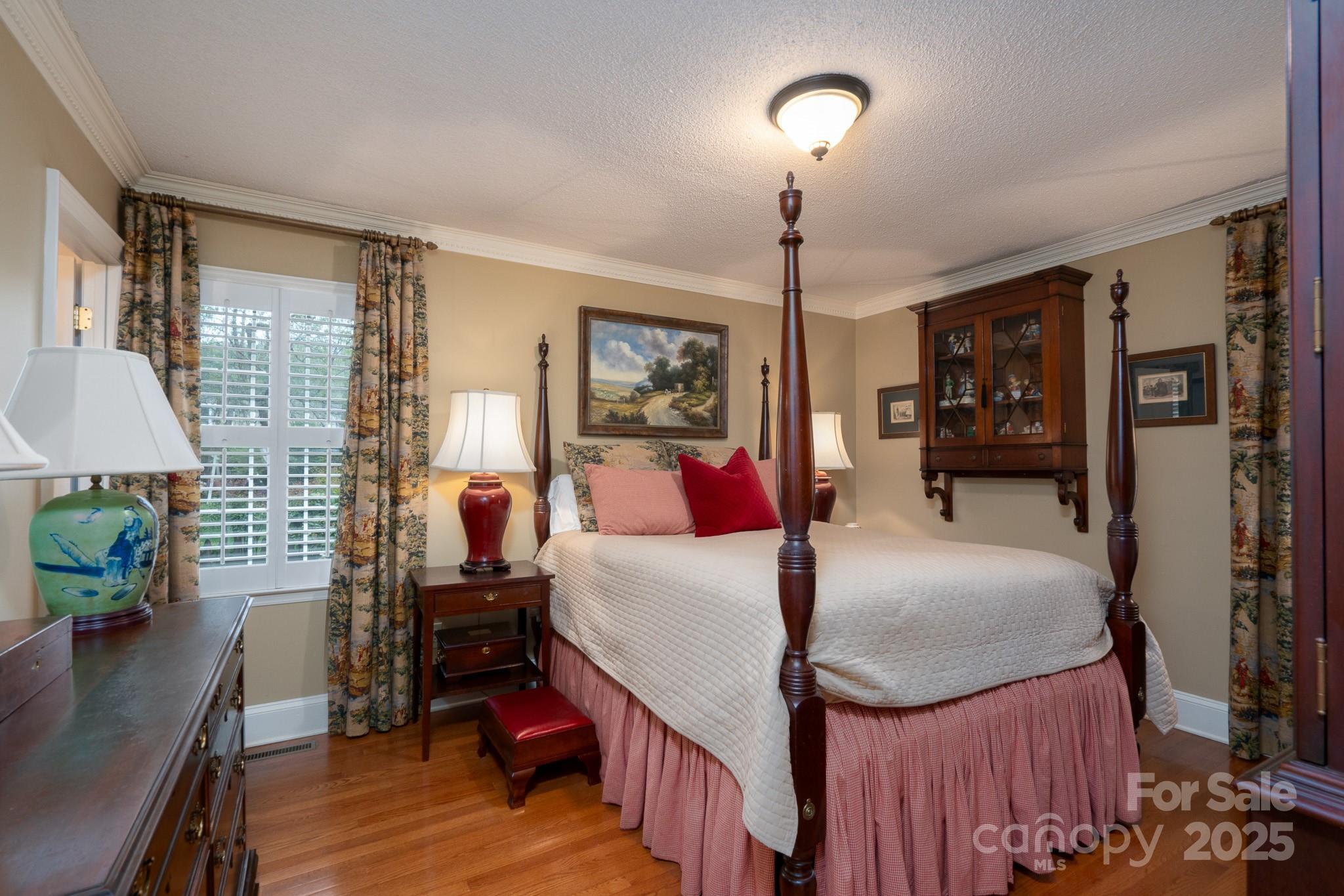 6307 Roanoke Drive Unit: 17