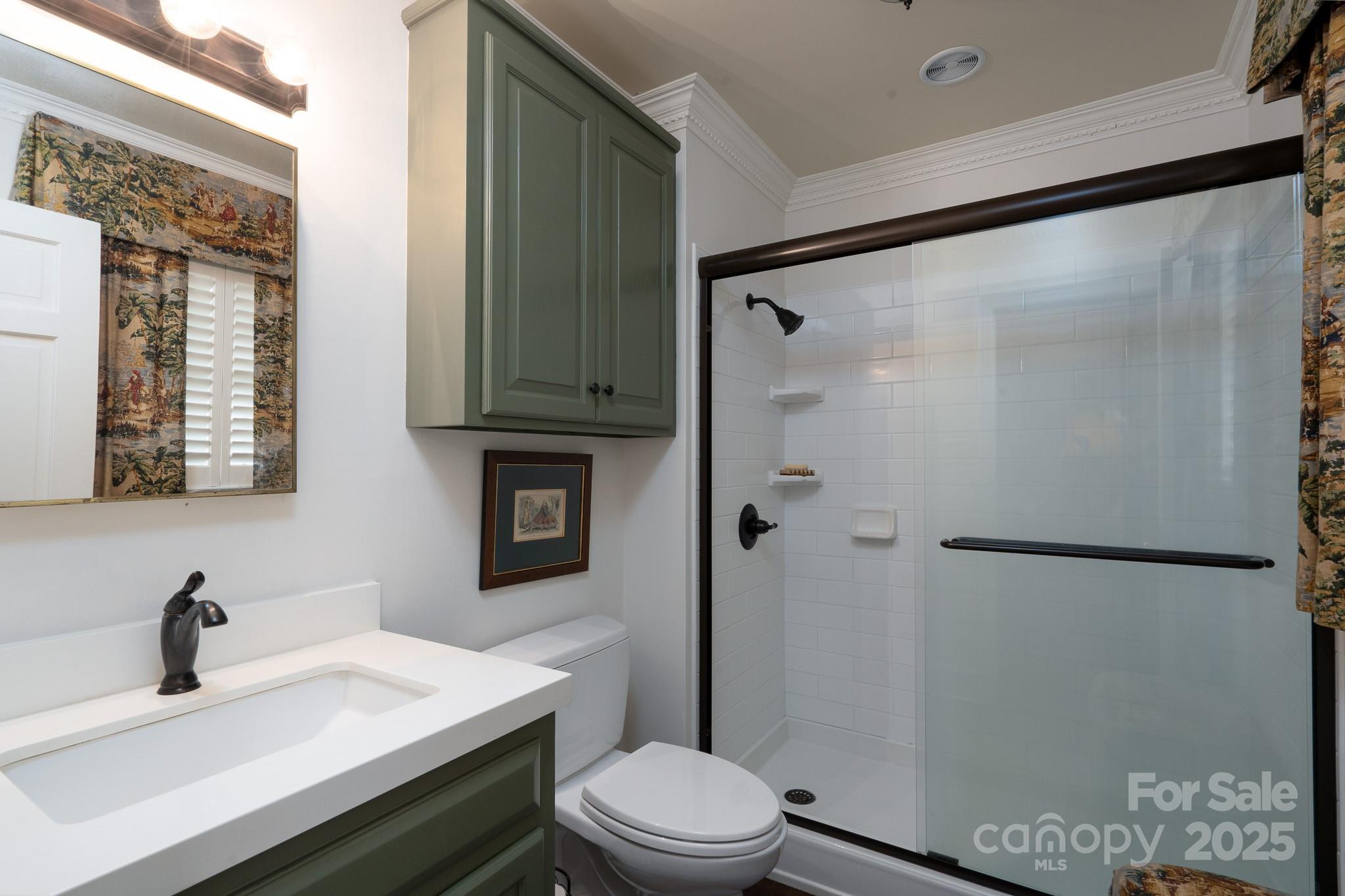 6307 Roanoke Drive Unit: 17