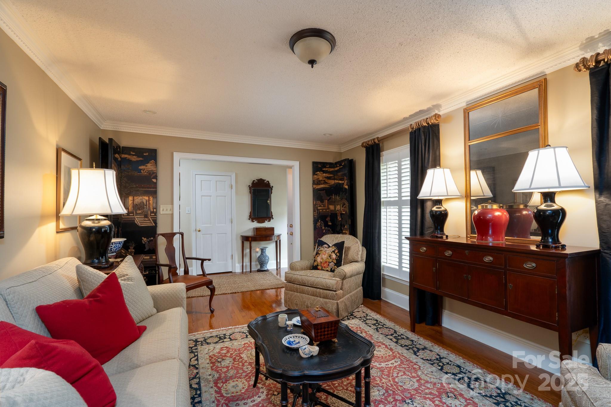 6307 Roanoke Drive Unit: 17