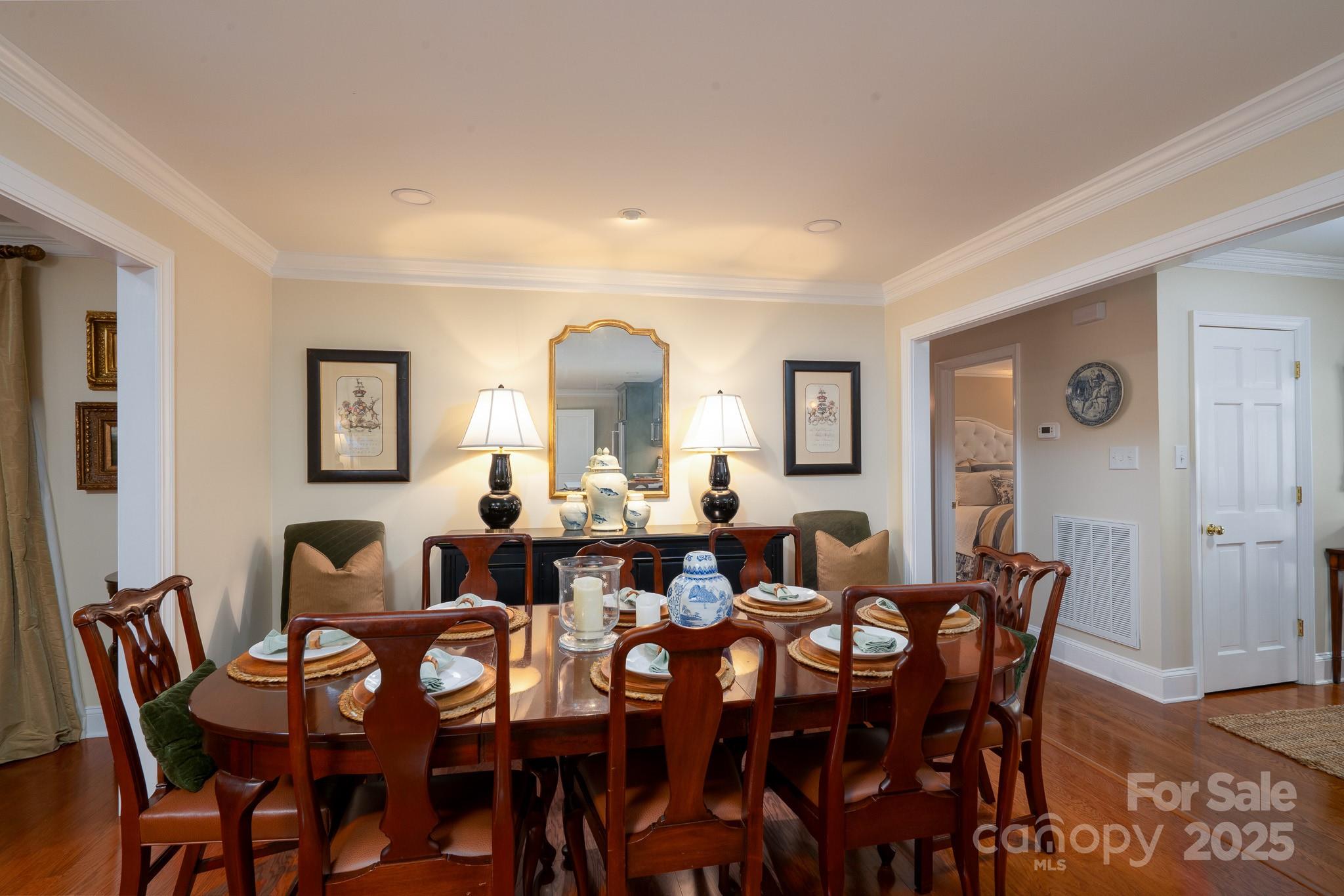 6307 Roanoke Drive Unit: 17