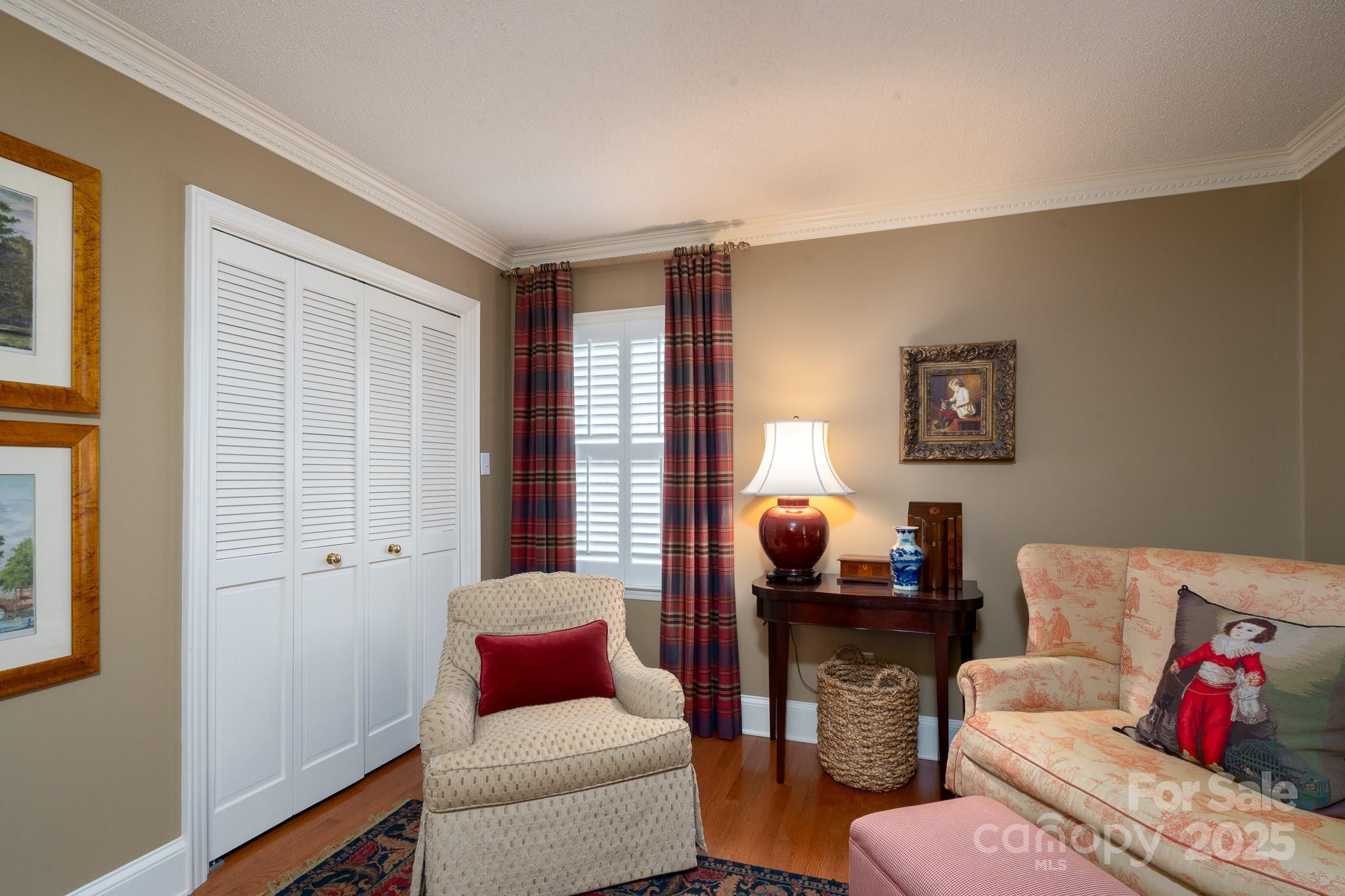 6307 Roanoke Drive Unit: 17