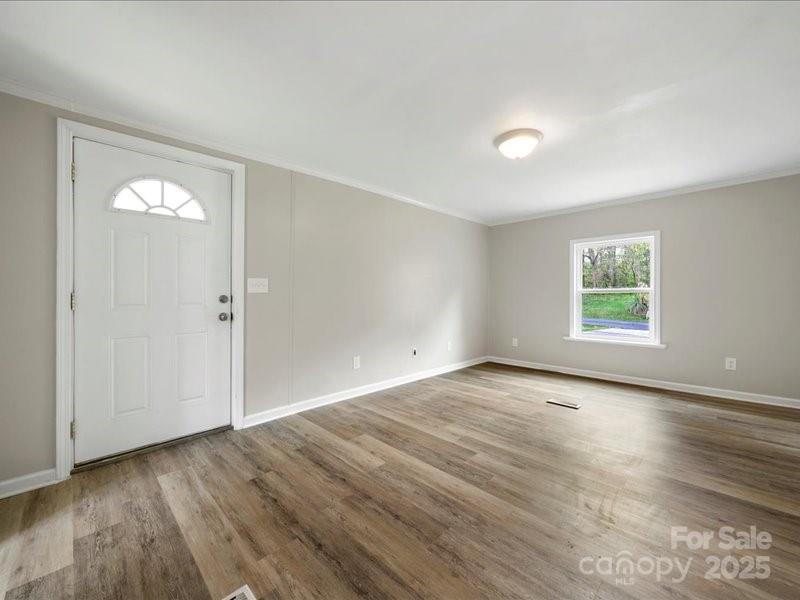 141 Hickory Creek Drive