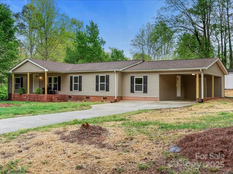 141 Hickory Creek Drive