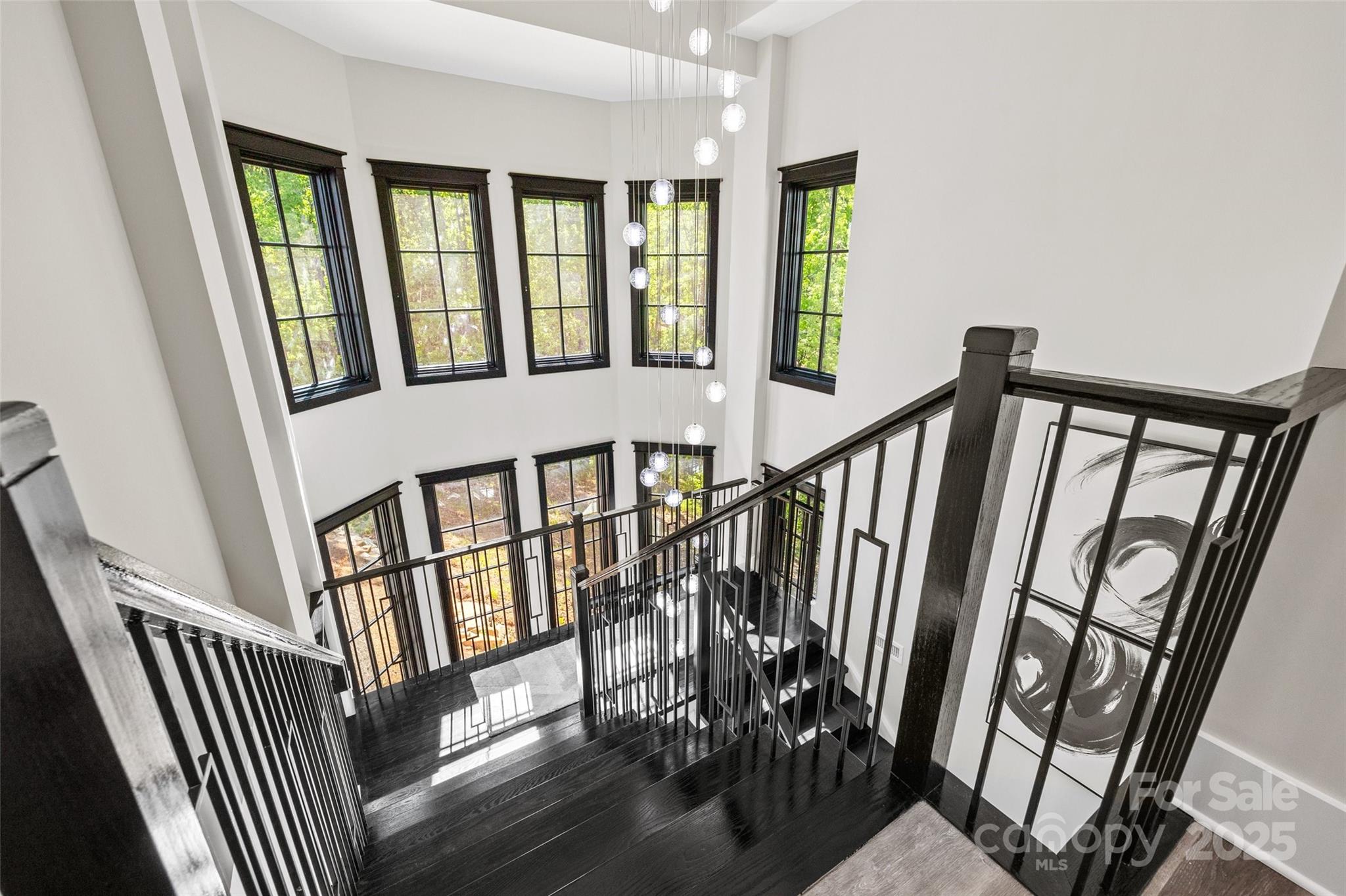 385 Squirrel Lane