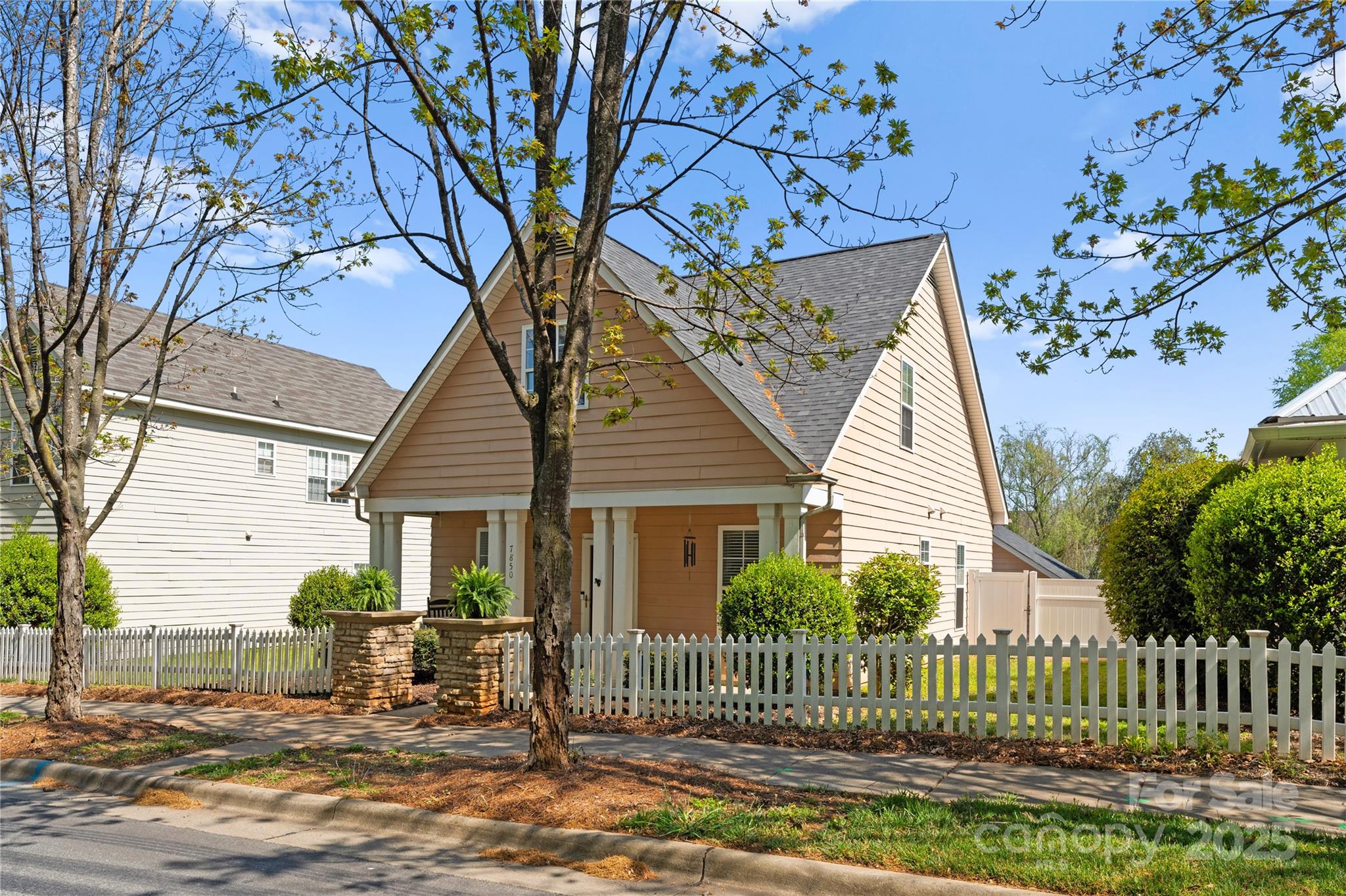 7850 Bud Henderson Road