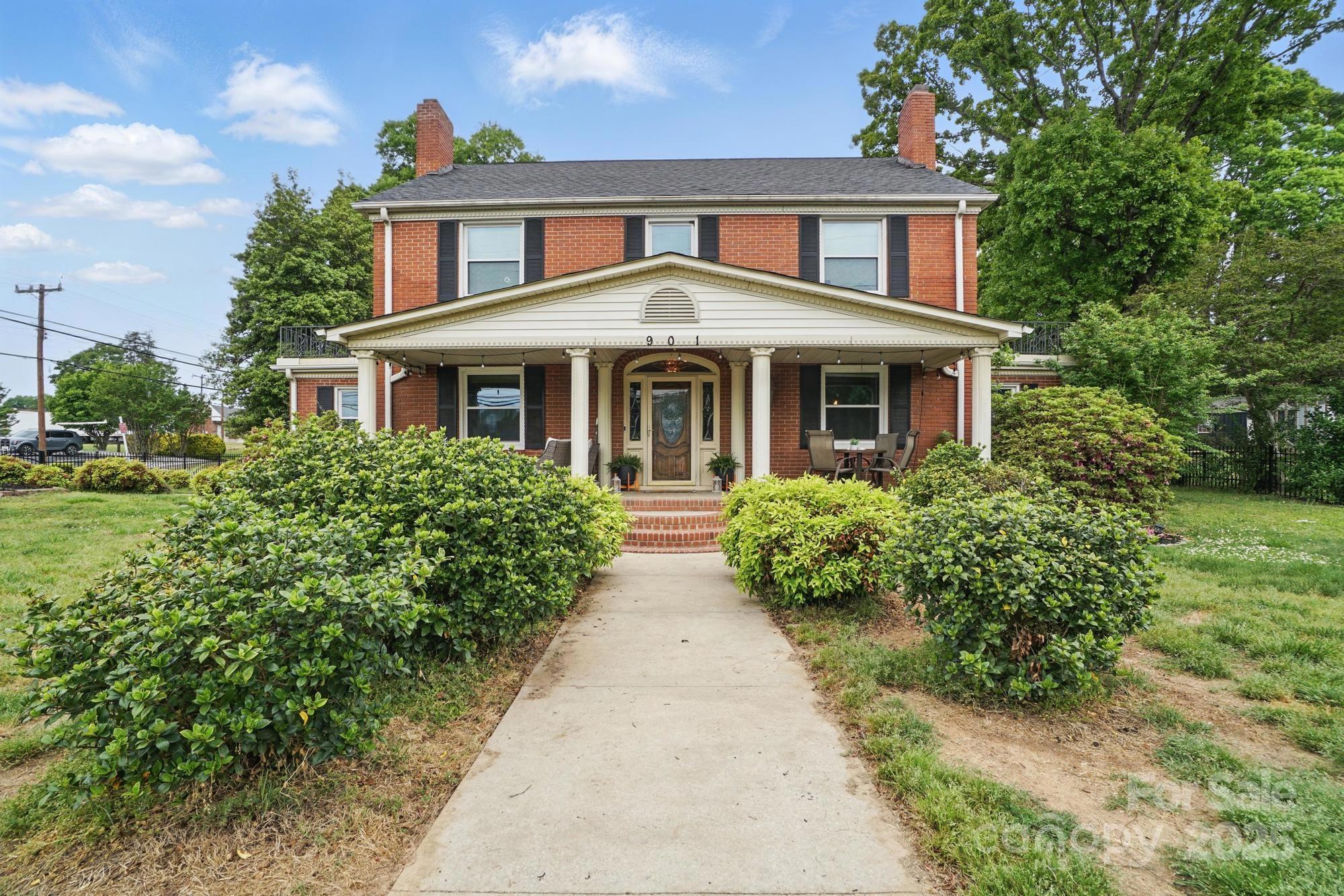 901 Central Drive