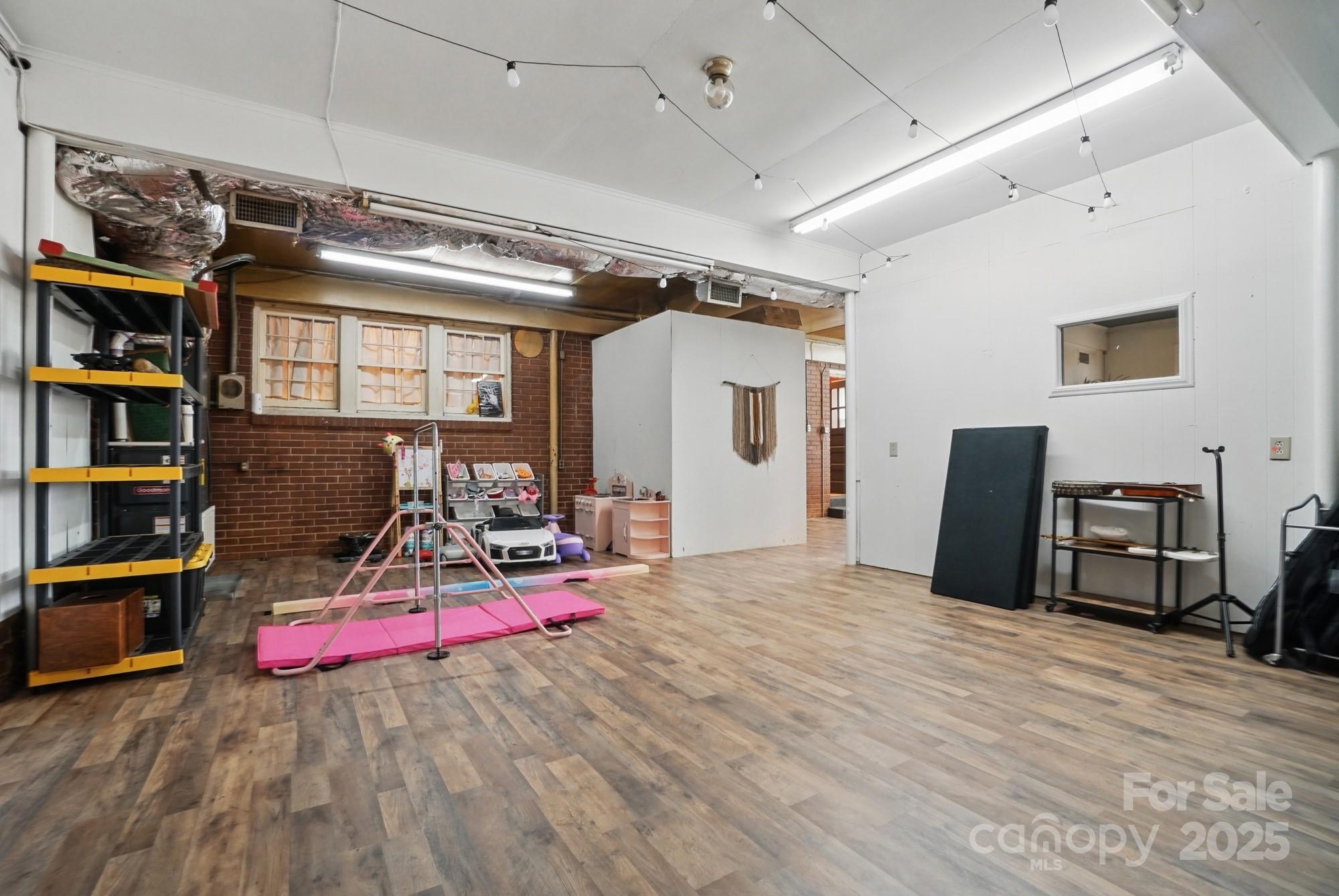 901 Central Drive