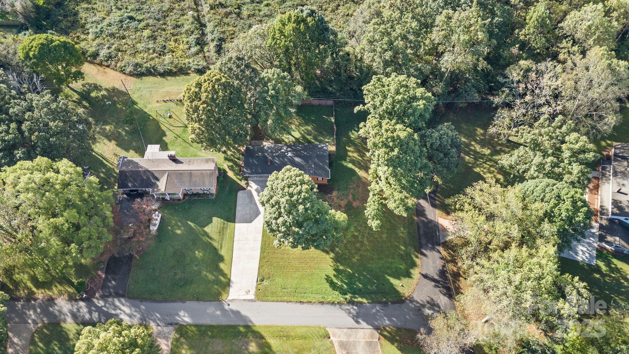 137 Deal Lane