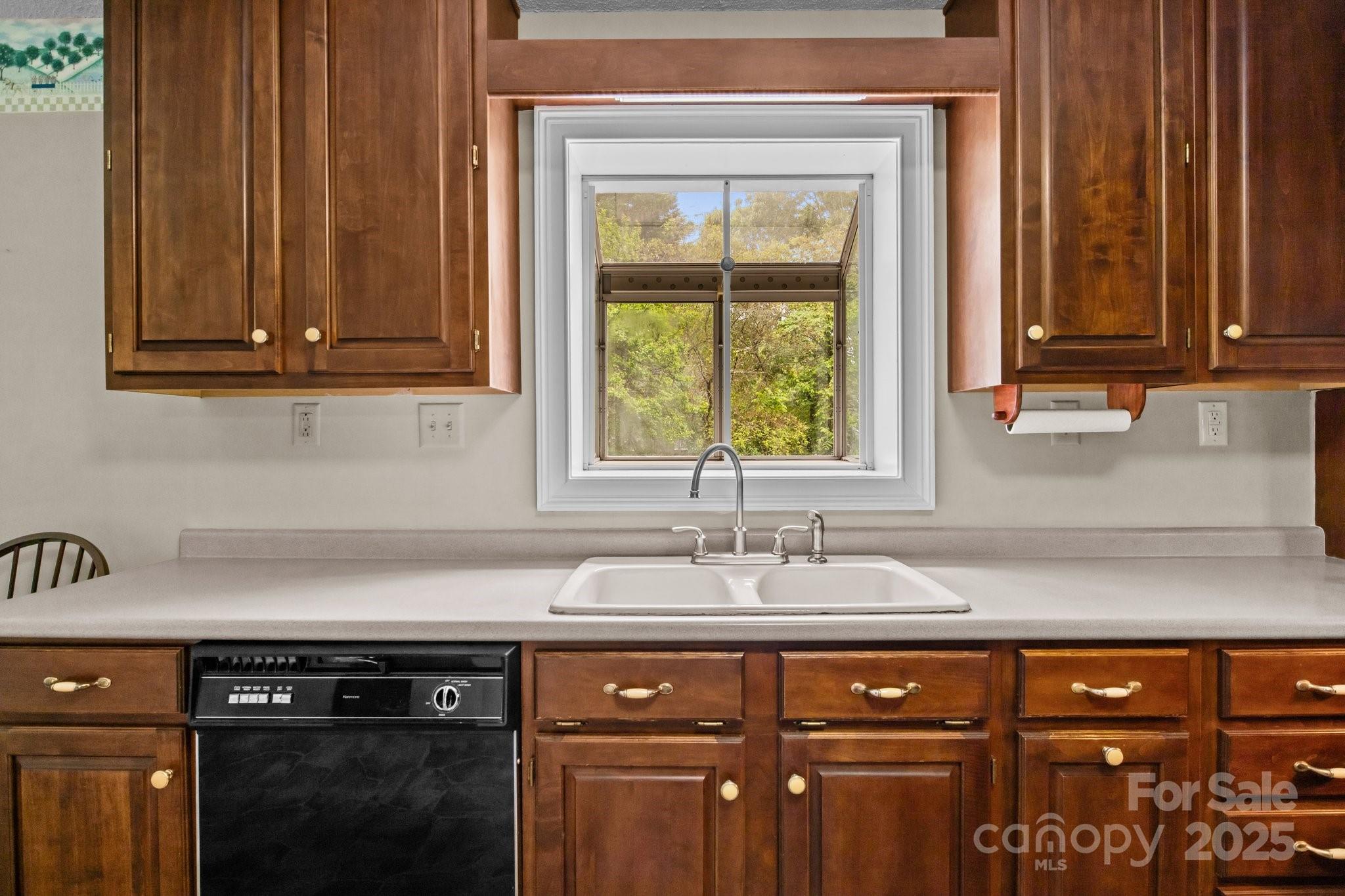 8368 Fairfield Forest Road