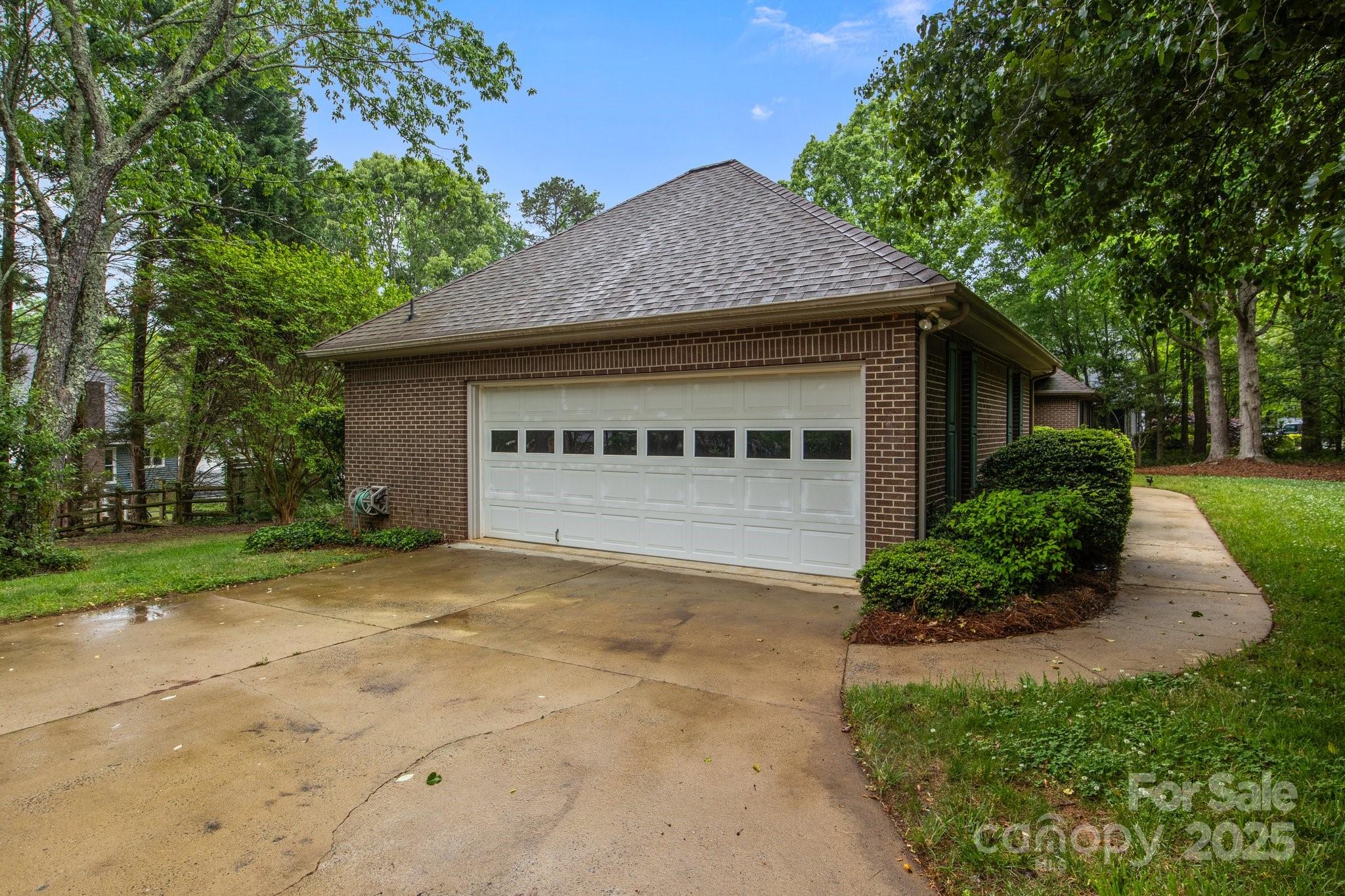8368 Fairfield Forest Road