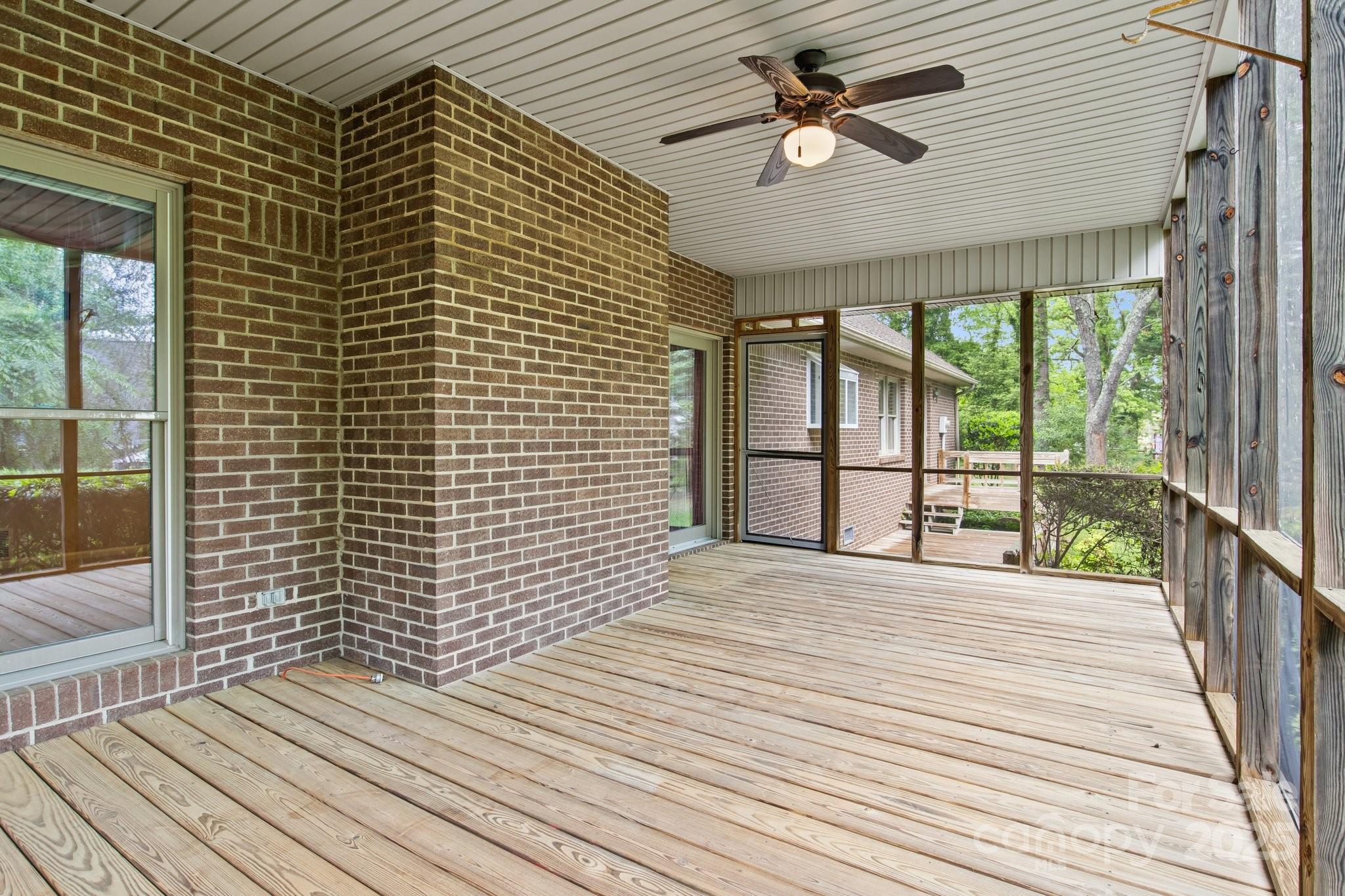 8368 Fairfield Forest Road