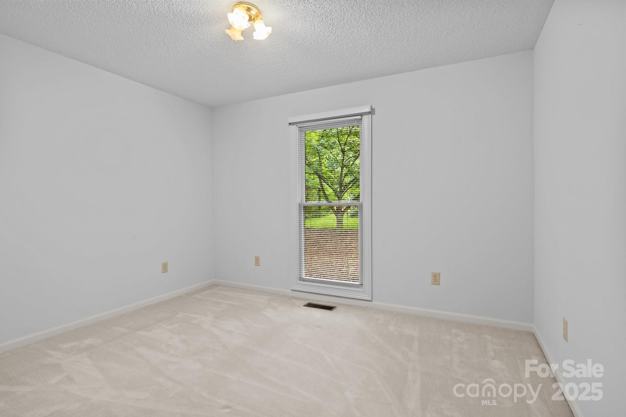 8368 Fairfield Forest Road