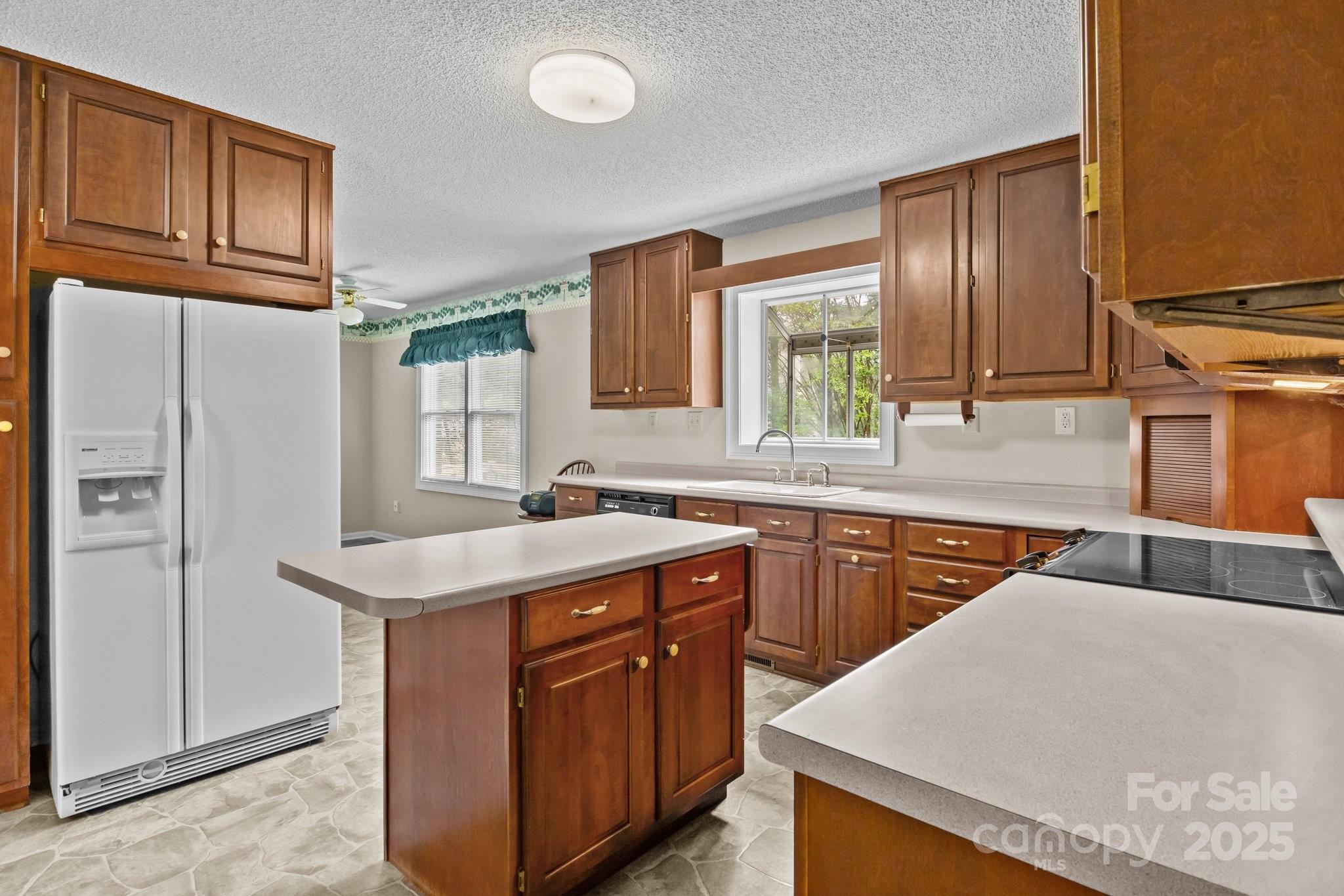 8368 Fairfield Forest Road