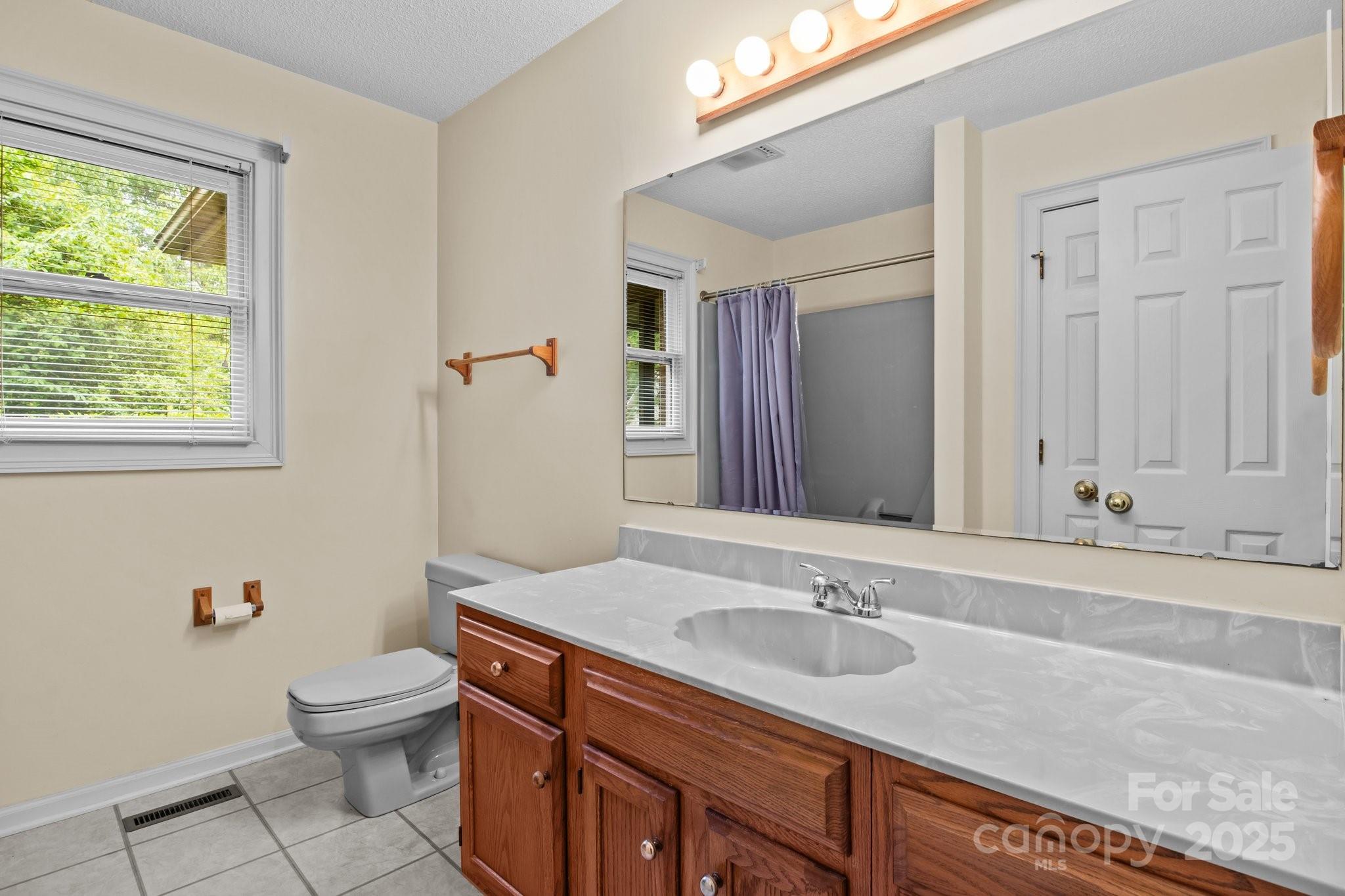 8368 Fairfield Forest Road