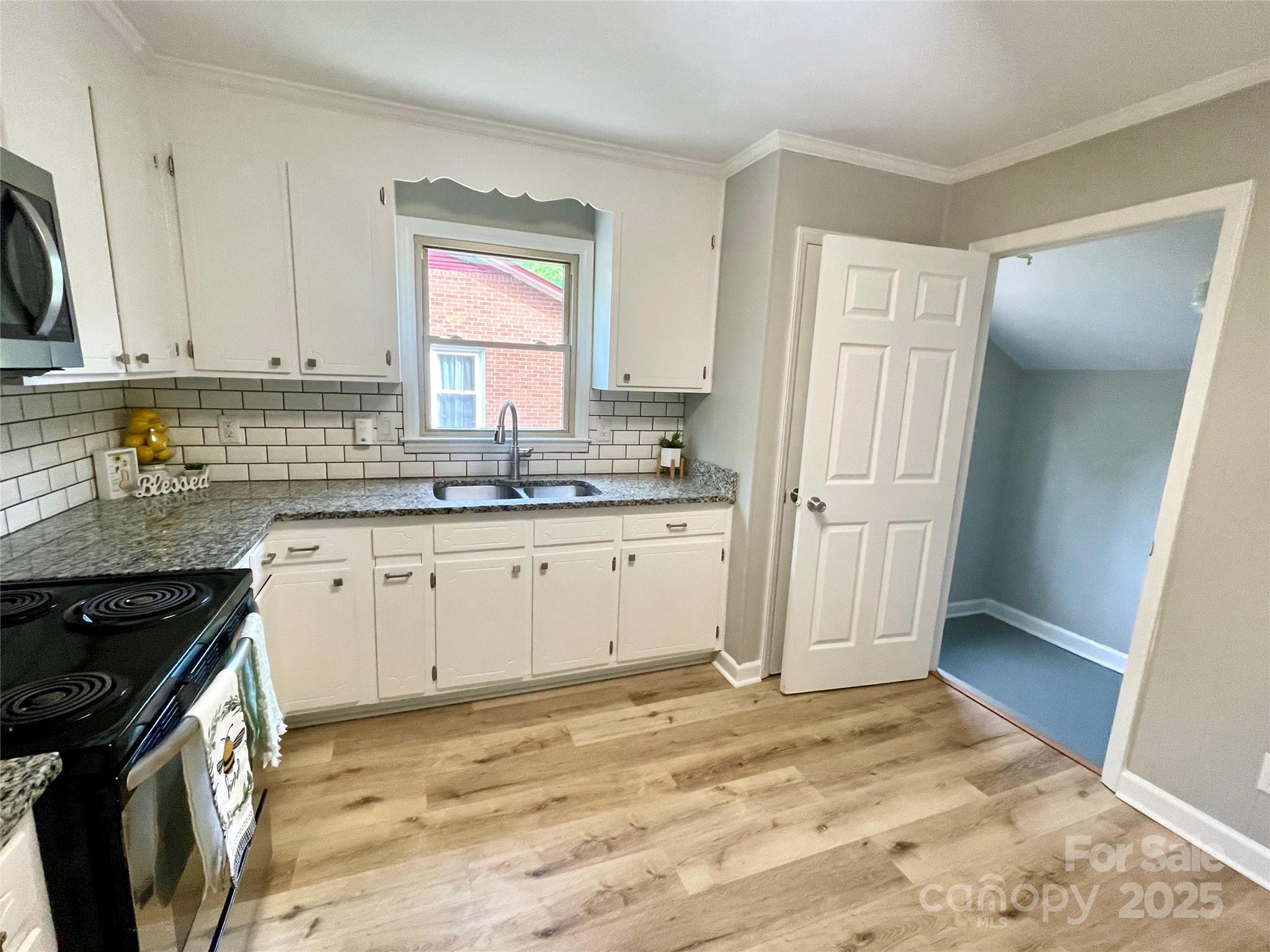 601 Scottsbrook Drive