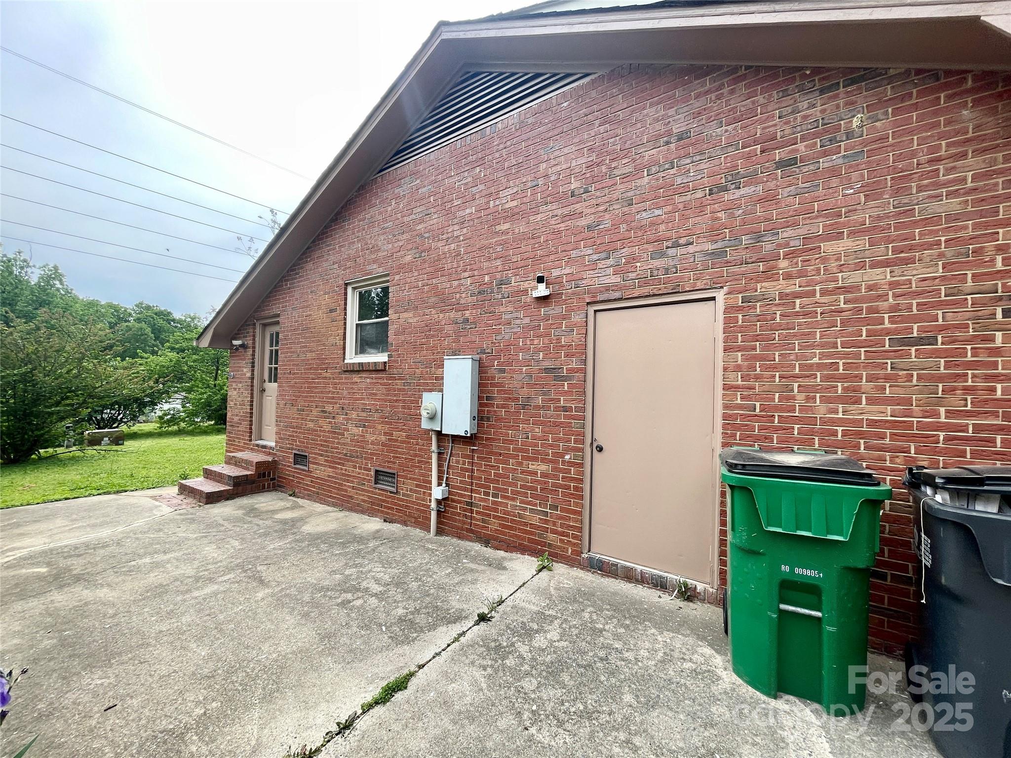 601 Scottsbrook Drive