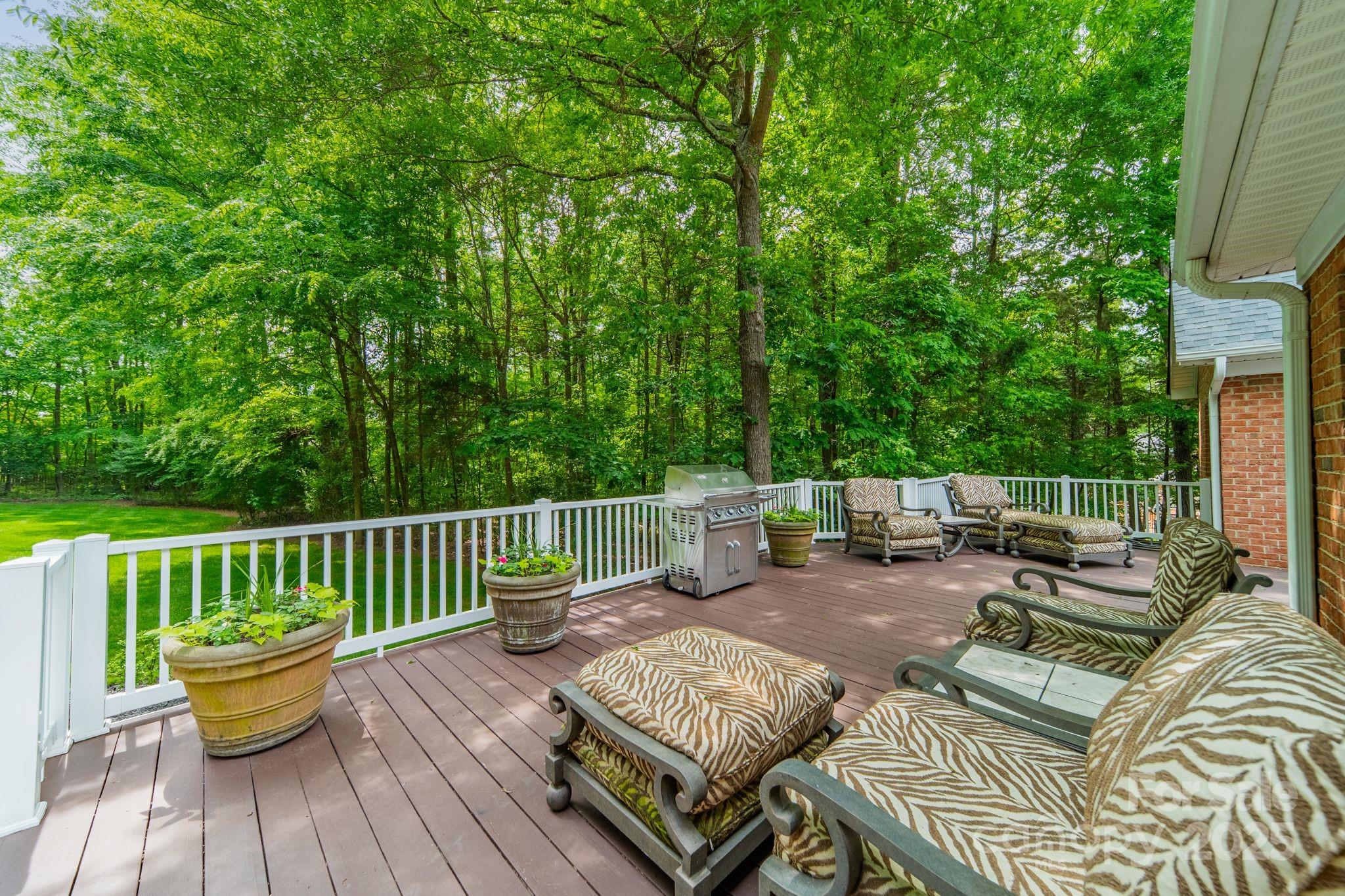 4033 Weddington Manor Court