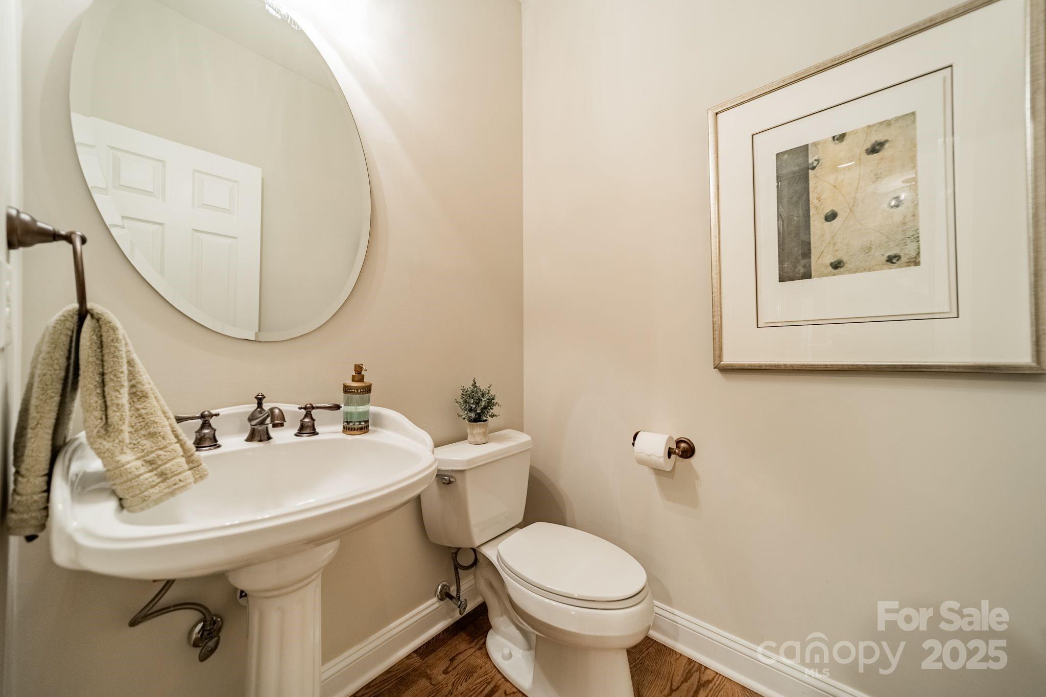 4033 Weddington Manor Court