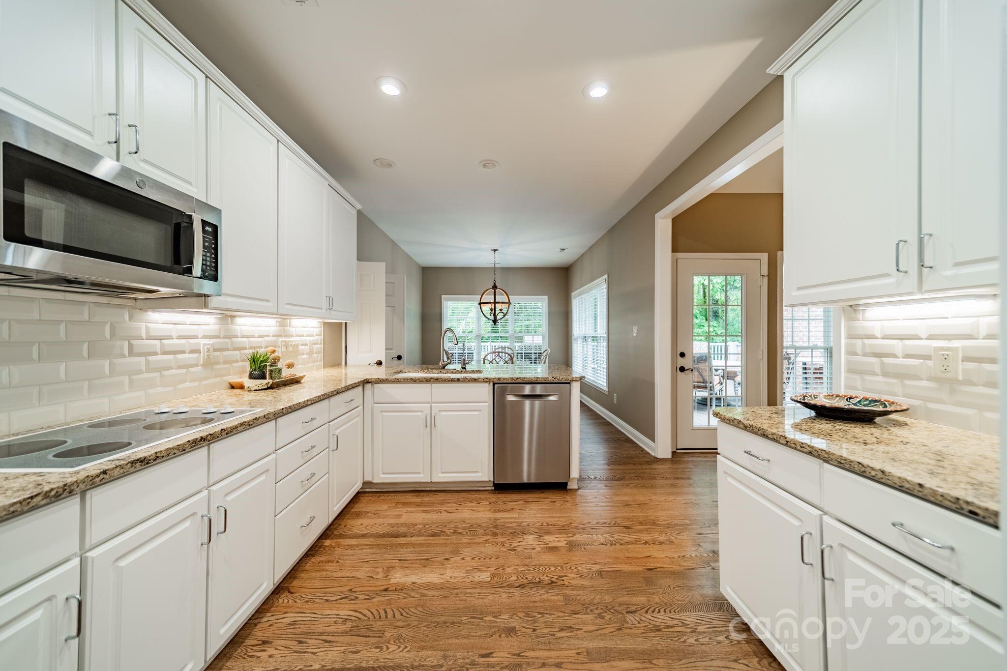 4033 Weddington Manor Court