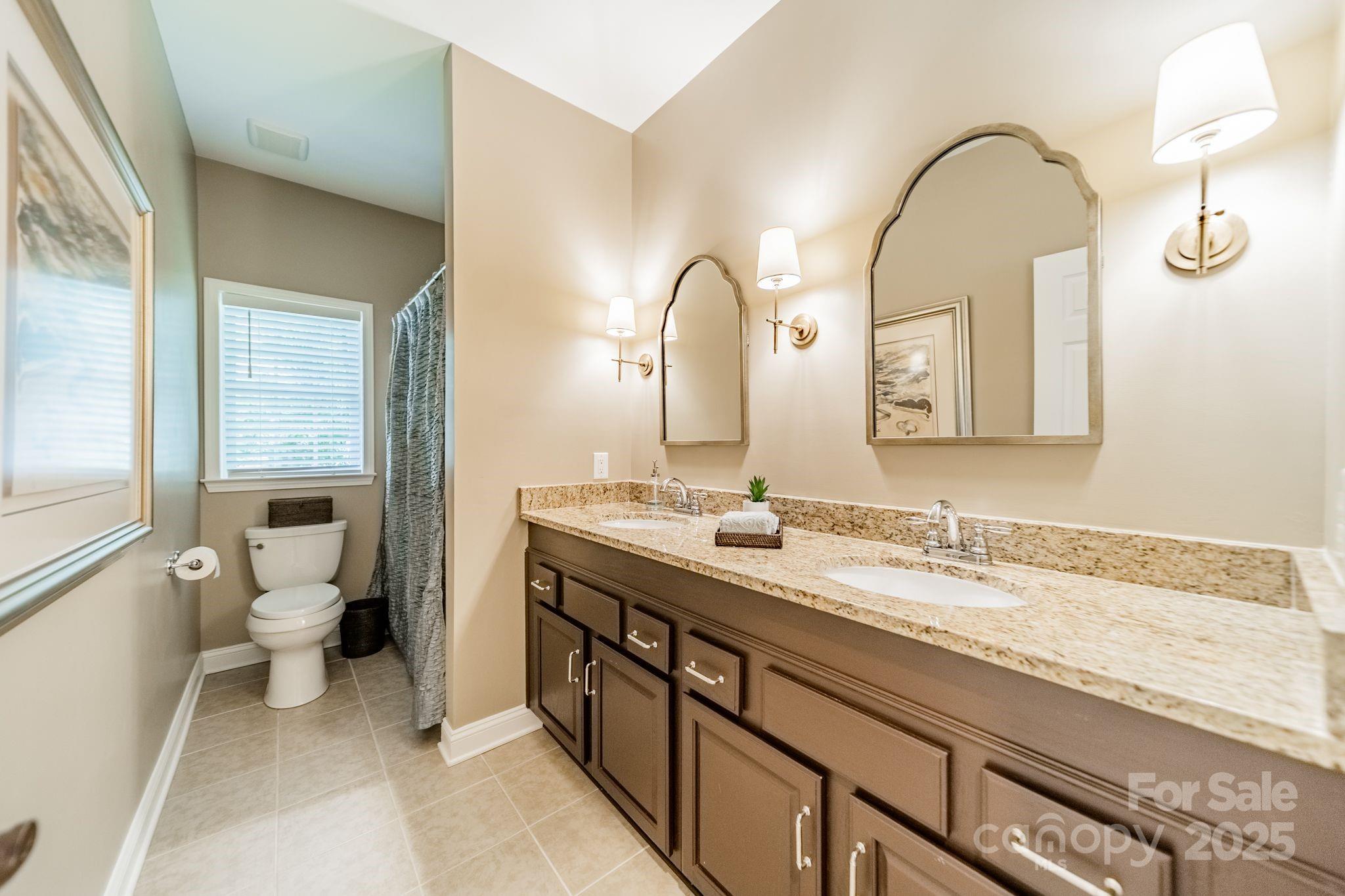 4033 Weddington Manor Court