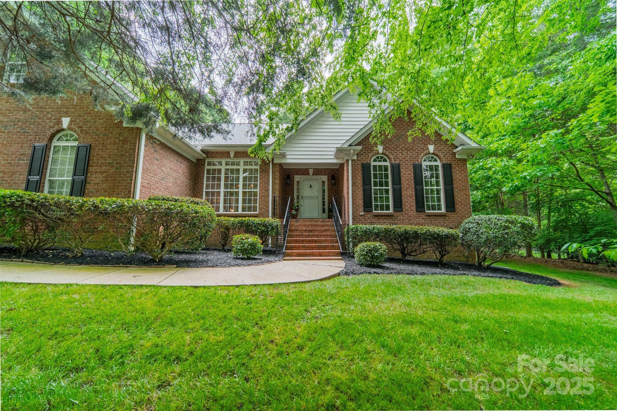 4033 Weddington Manor Court