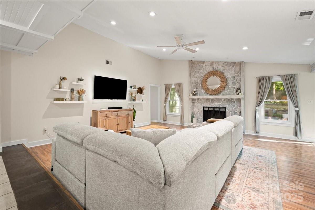 7357 Elwood Drive