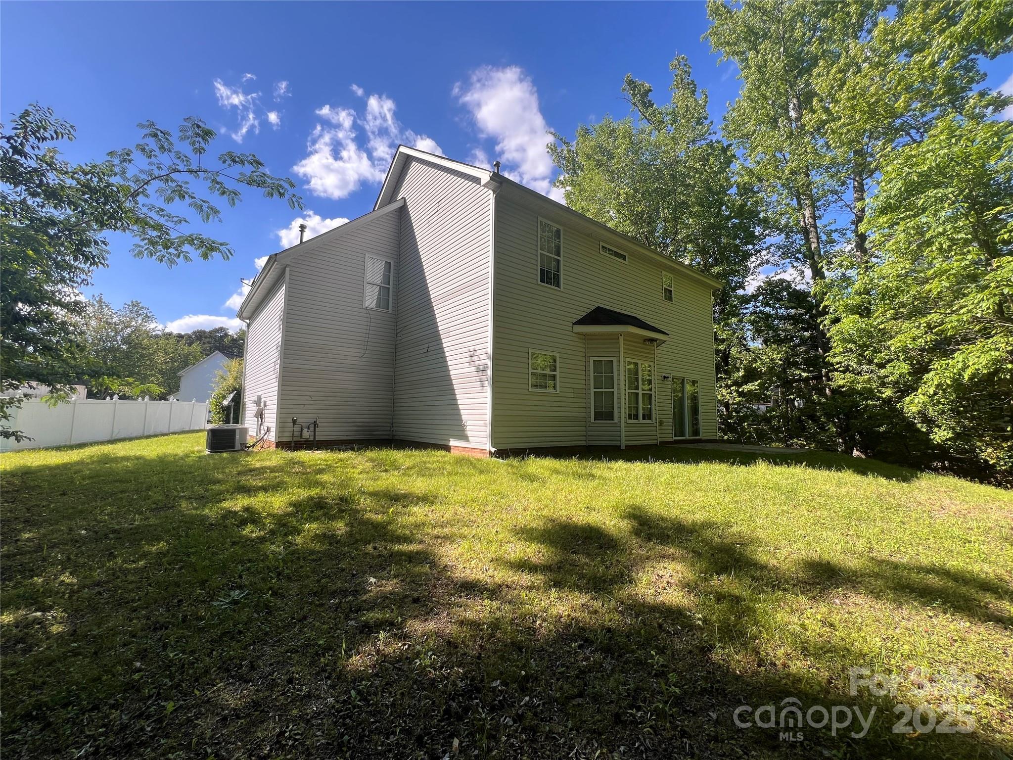 716 Coy Court