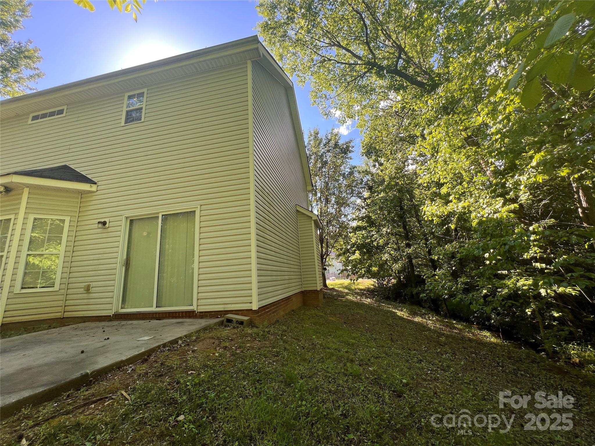 716 Coy Court