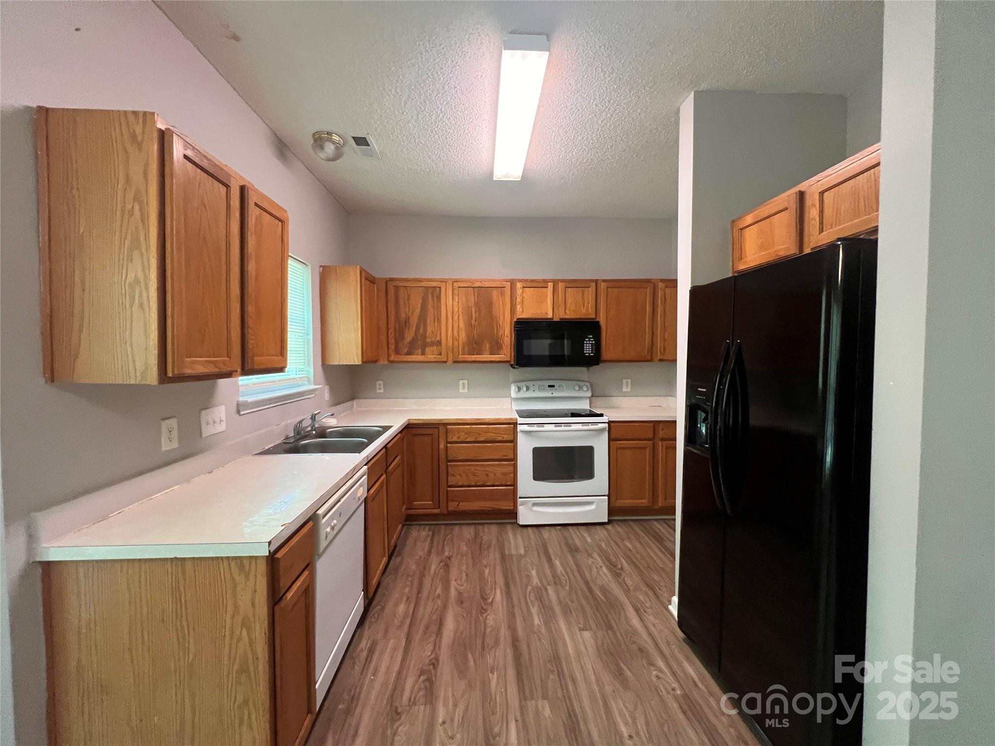716 Coy Court