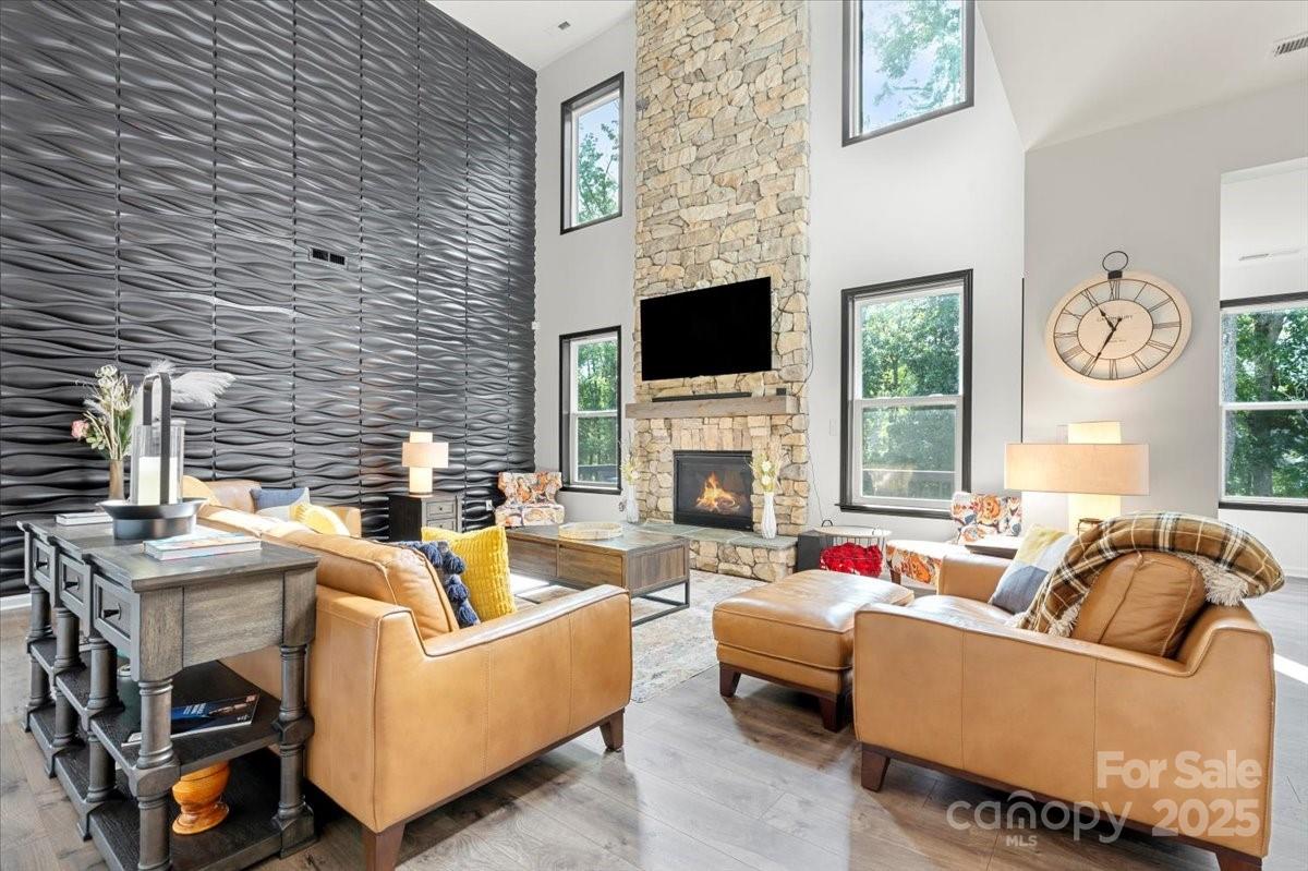 862 Kathy Dianne Drive