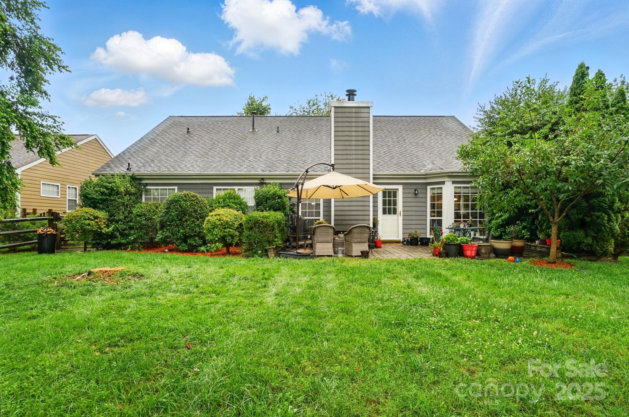 6717 Bickham Lane