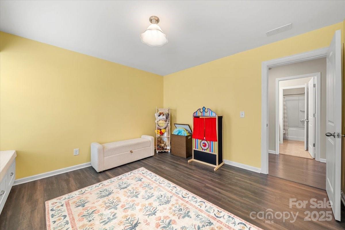 15515 Laverack Lane