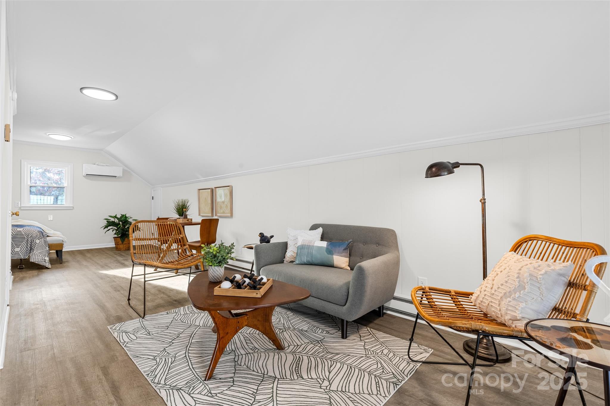 3726 The Plaza