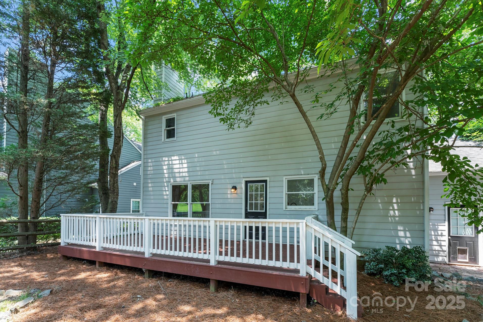 9513 Saddle Run Trail