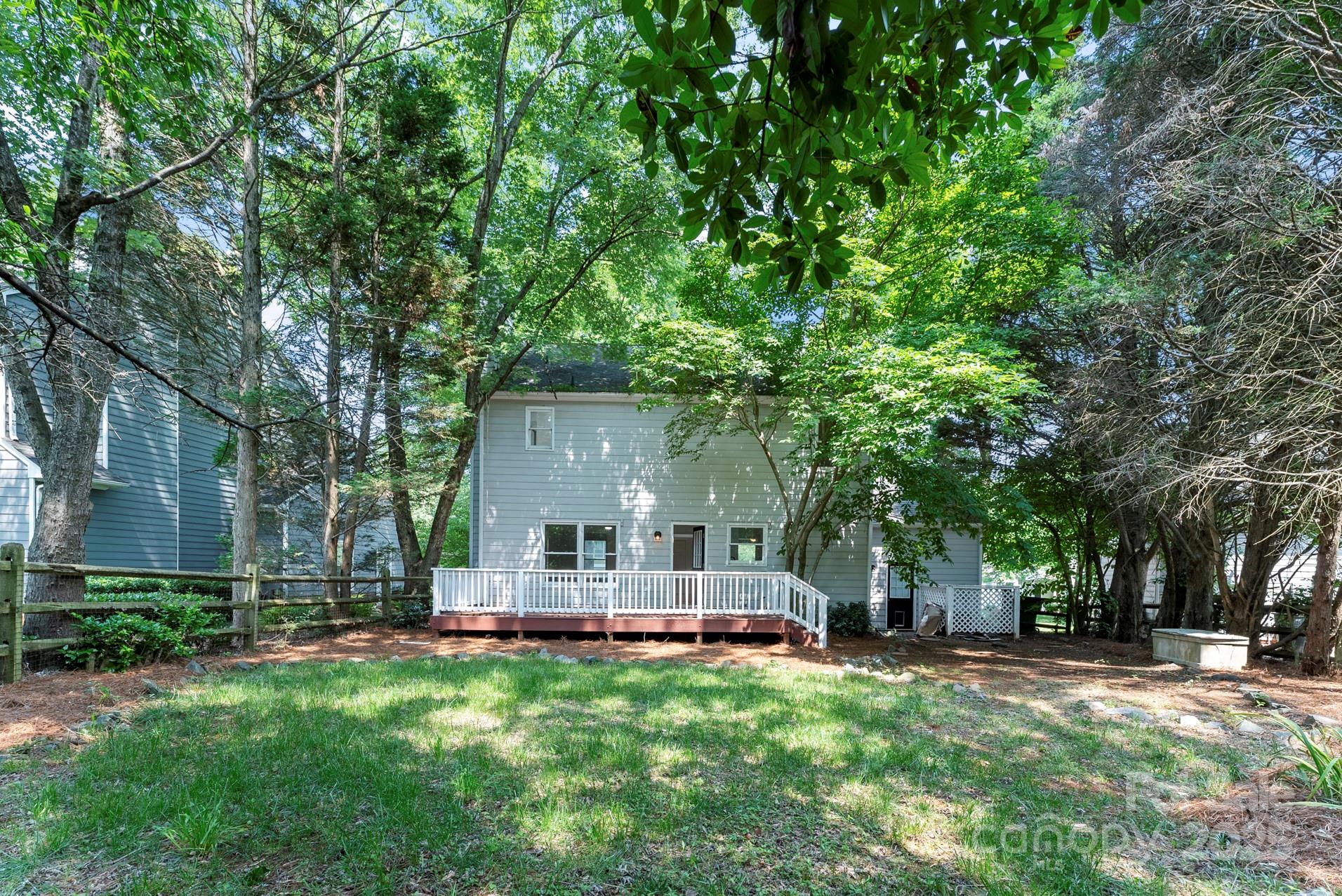 9513 Saddle Run Trail
