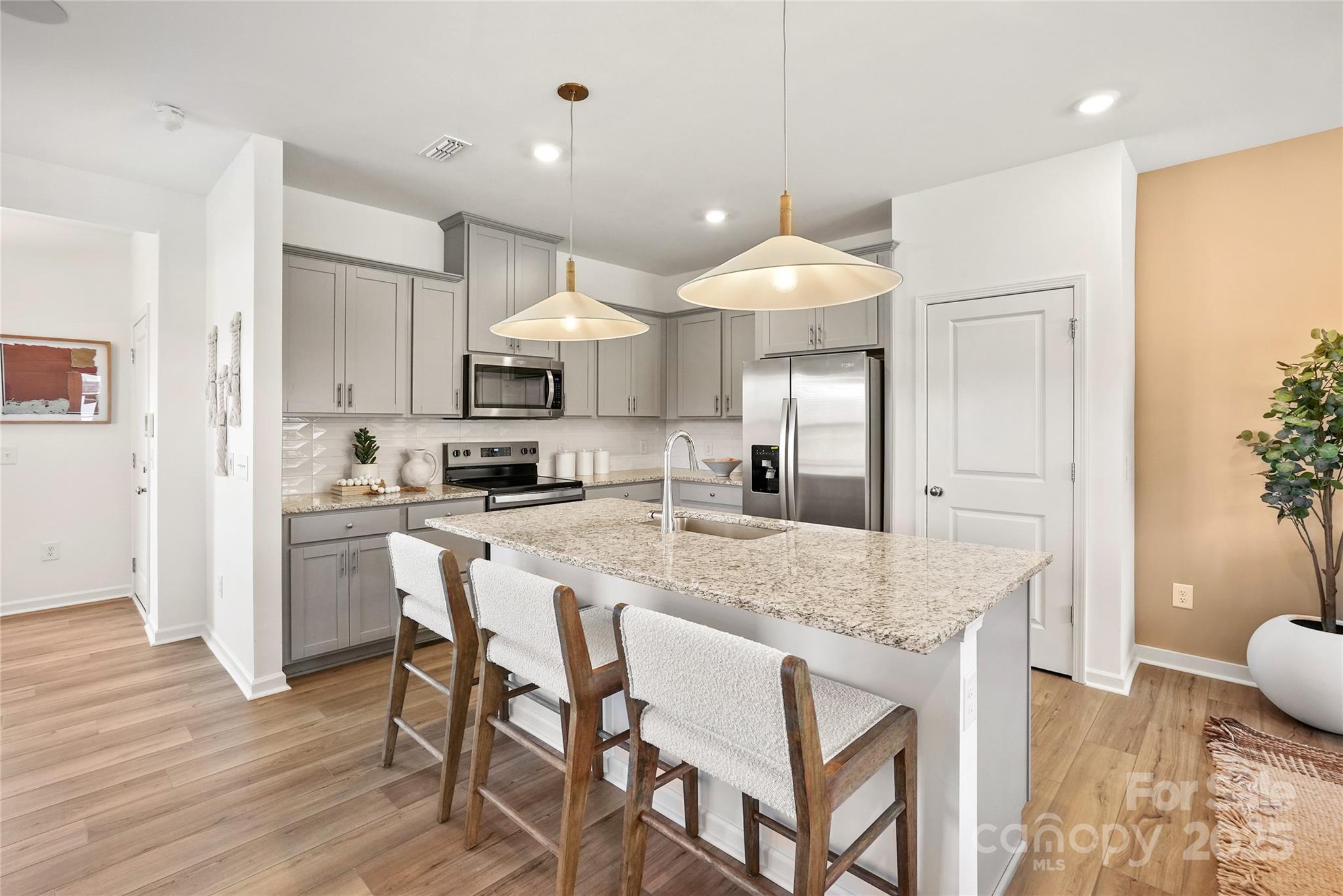 2101 Riverstone Boulevard Unit: 148